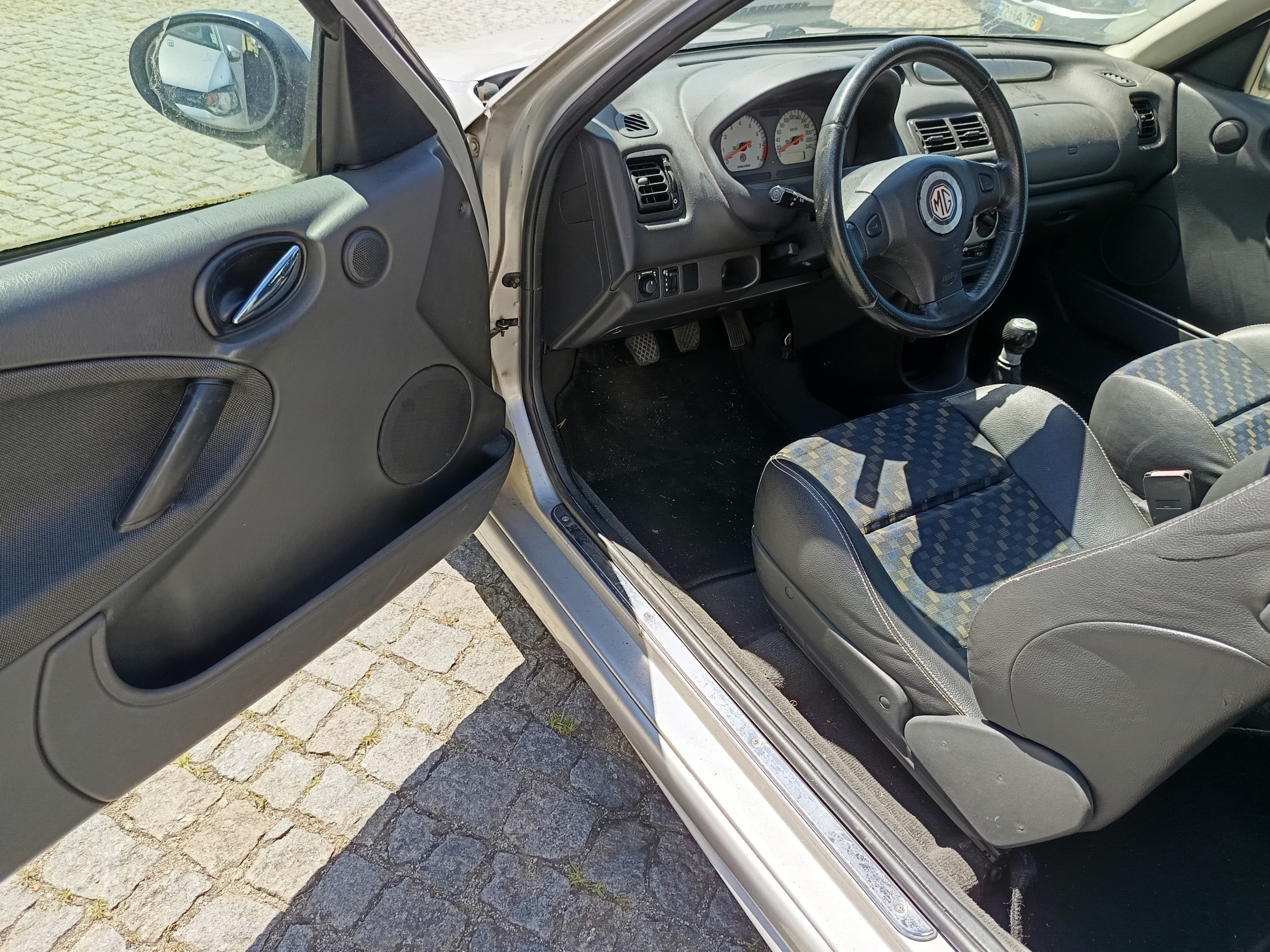 MG ZR · 2002 — imagem 27
