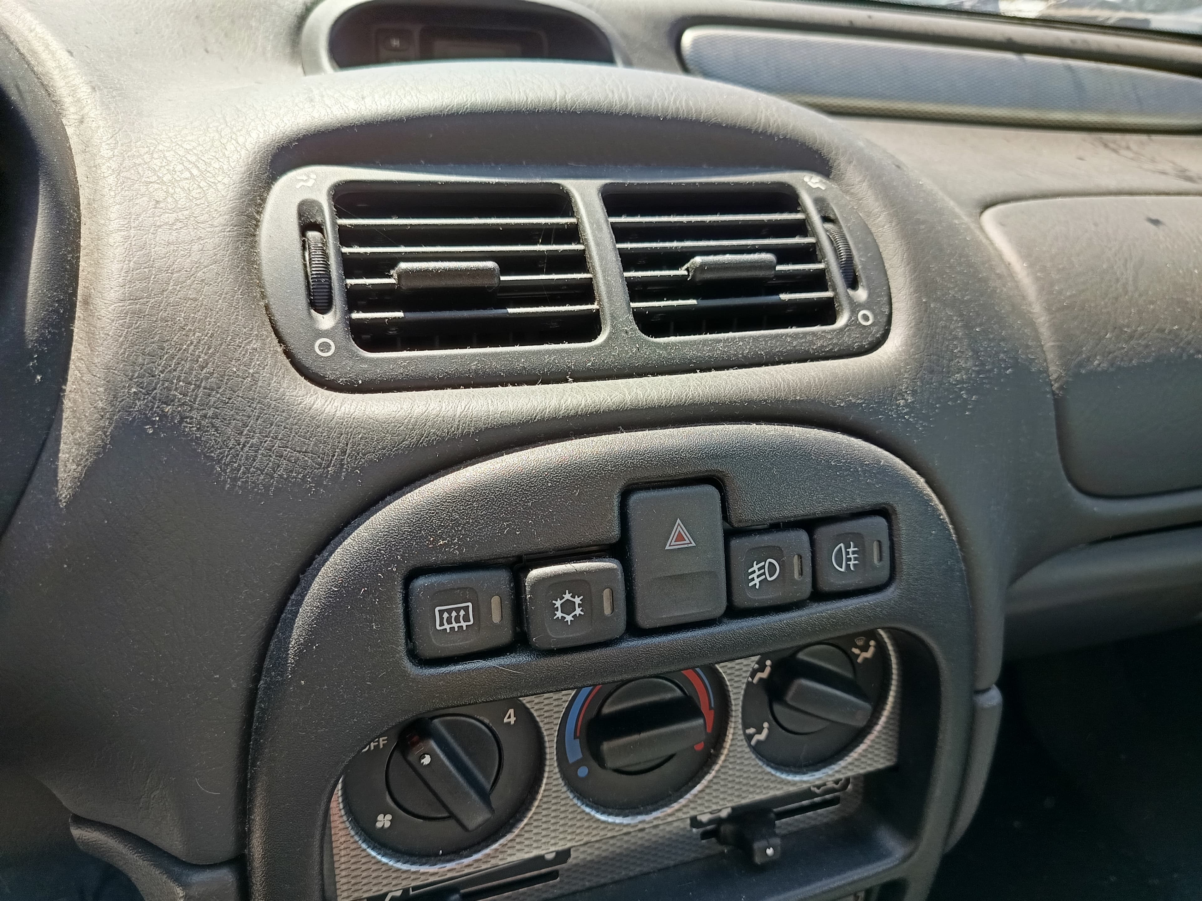 MG ZR · 2002 — imagem 31