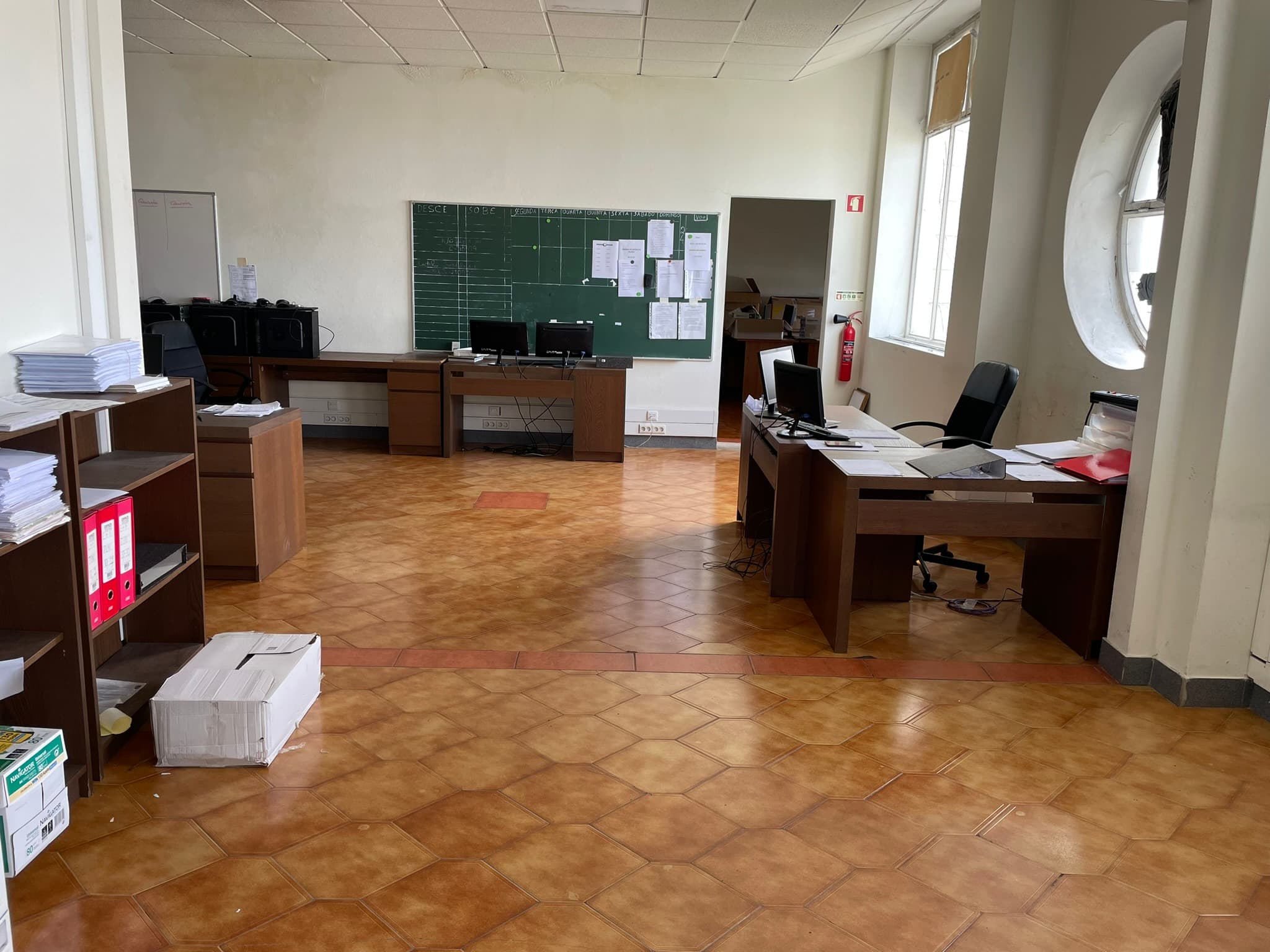 Equipamento de Escritório · Diversos — imagem 1