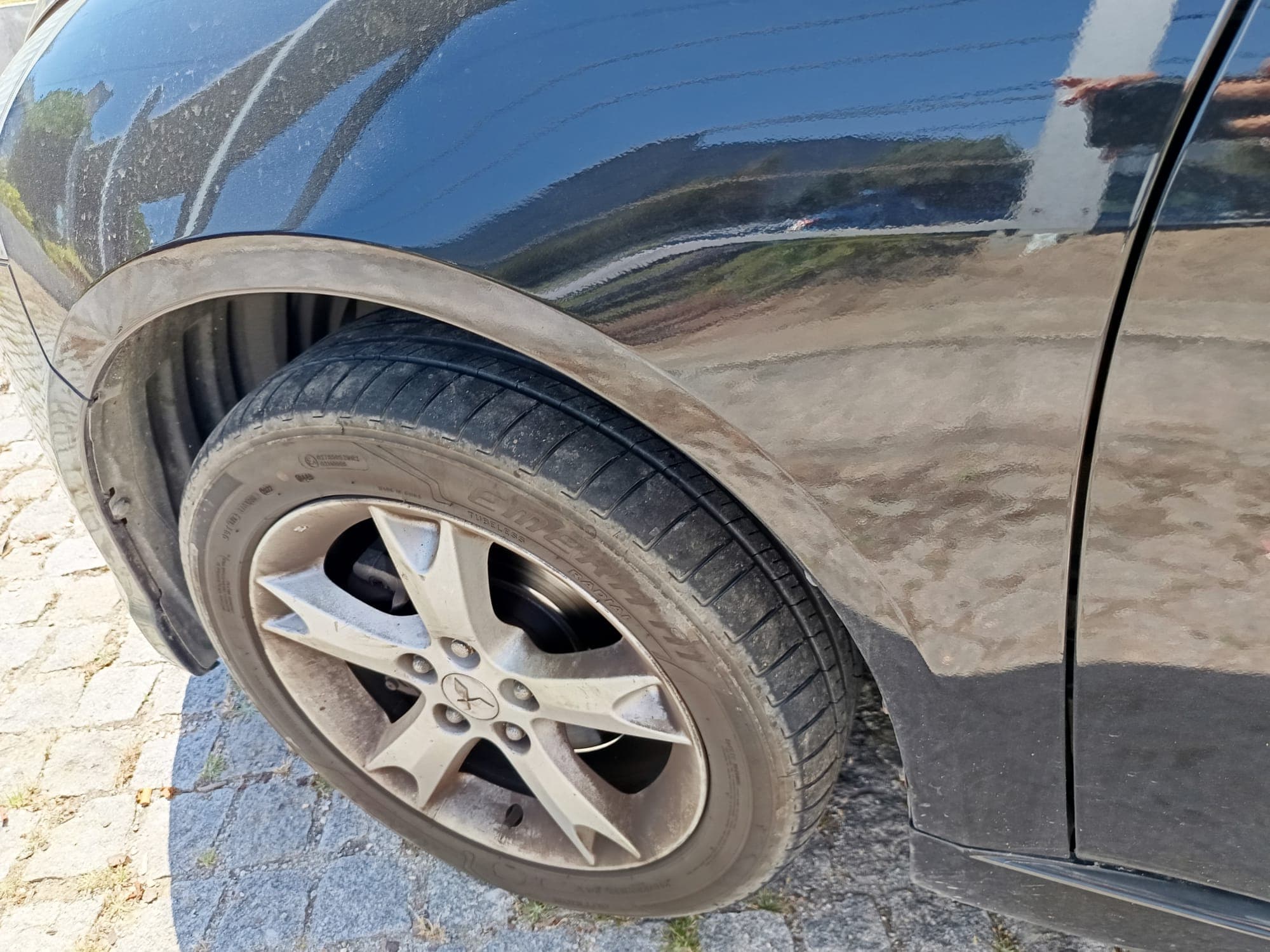 Mitsubishi Grandis 2.0 DI-D · 7 Lugares — image 11