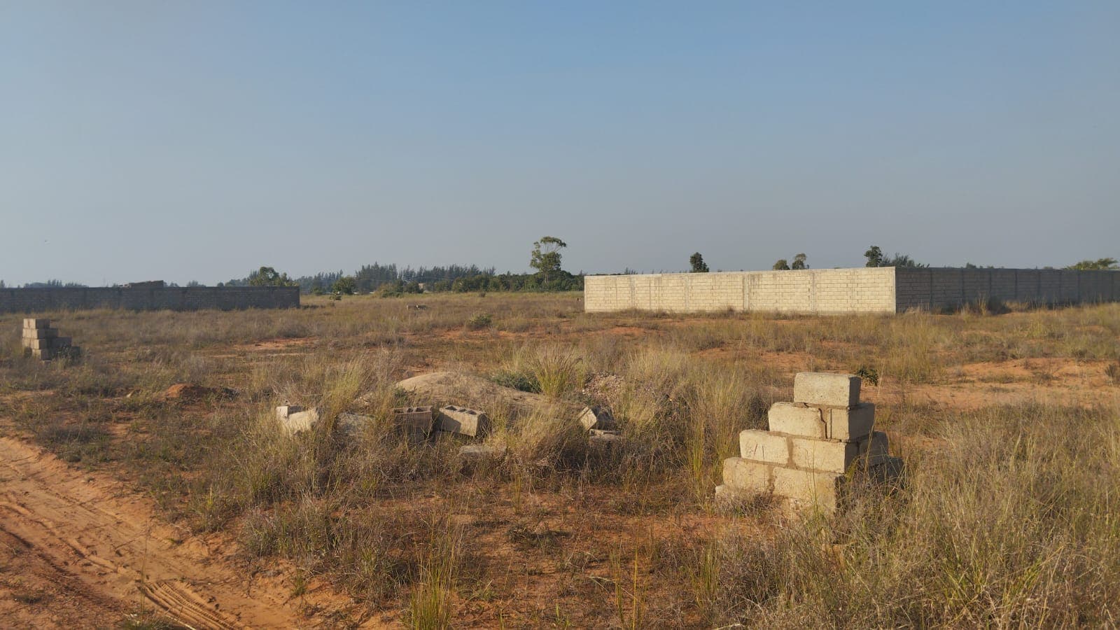 Infraestruturas em Terreno na Zona de Expansão do Bairro Albazine — image 5