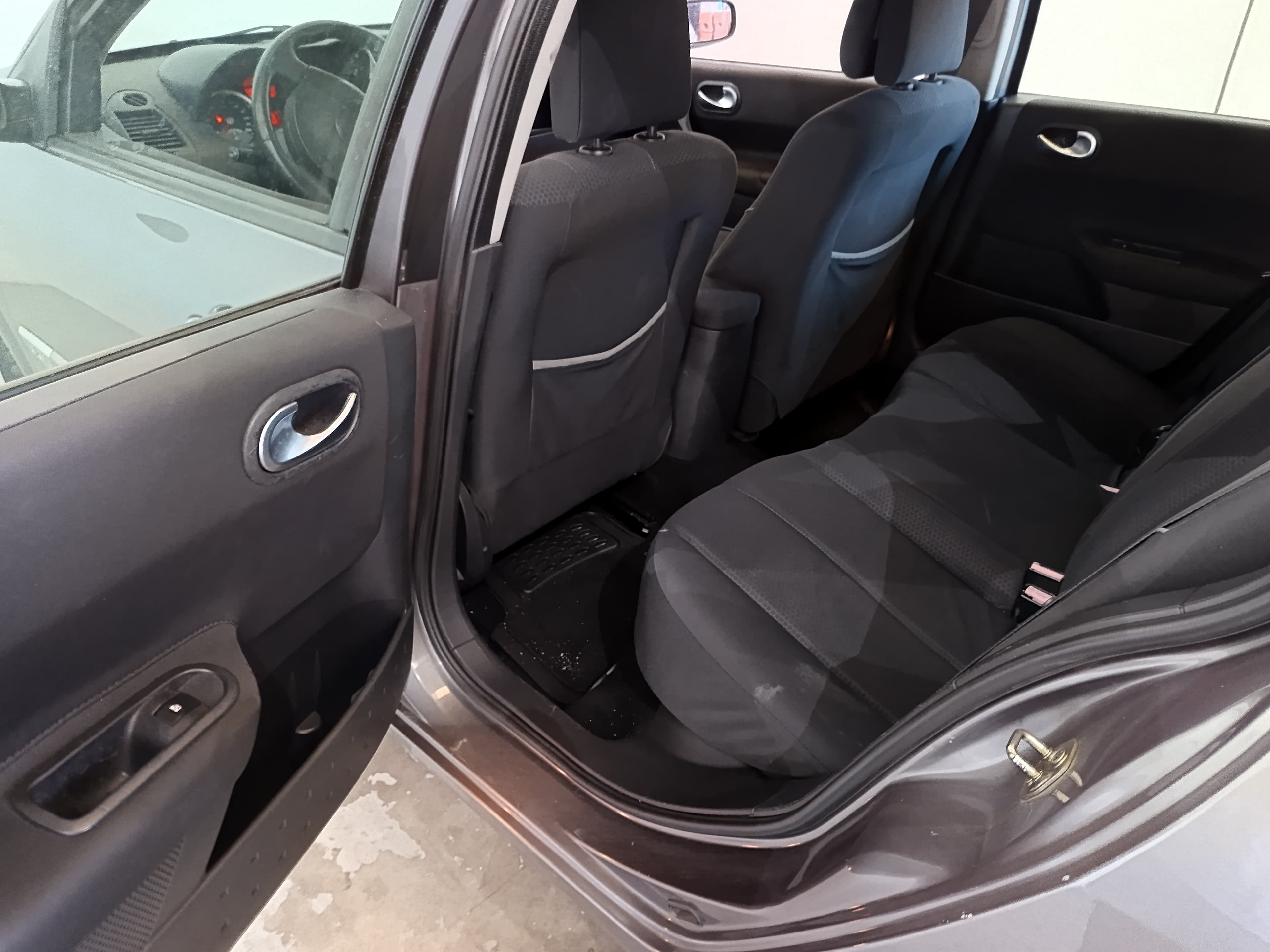 Renault Mégane · Ano 2003 — imagen 32