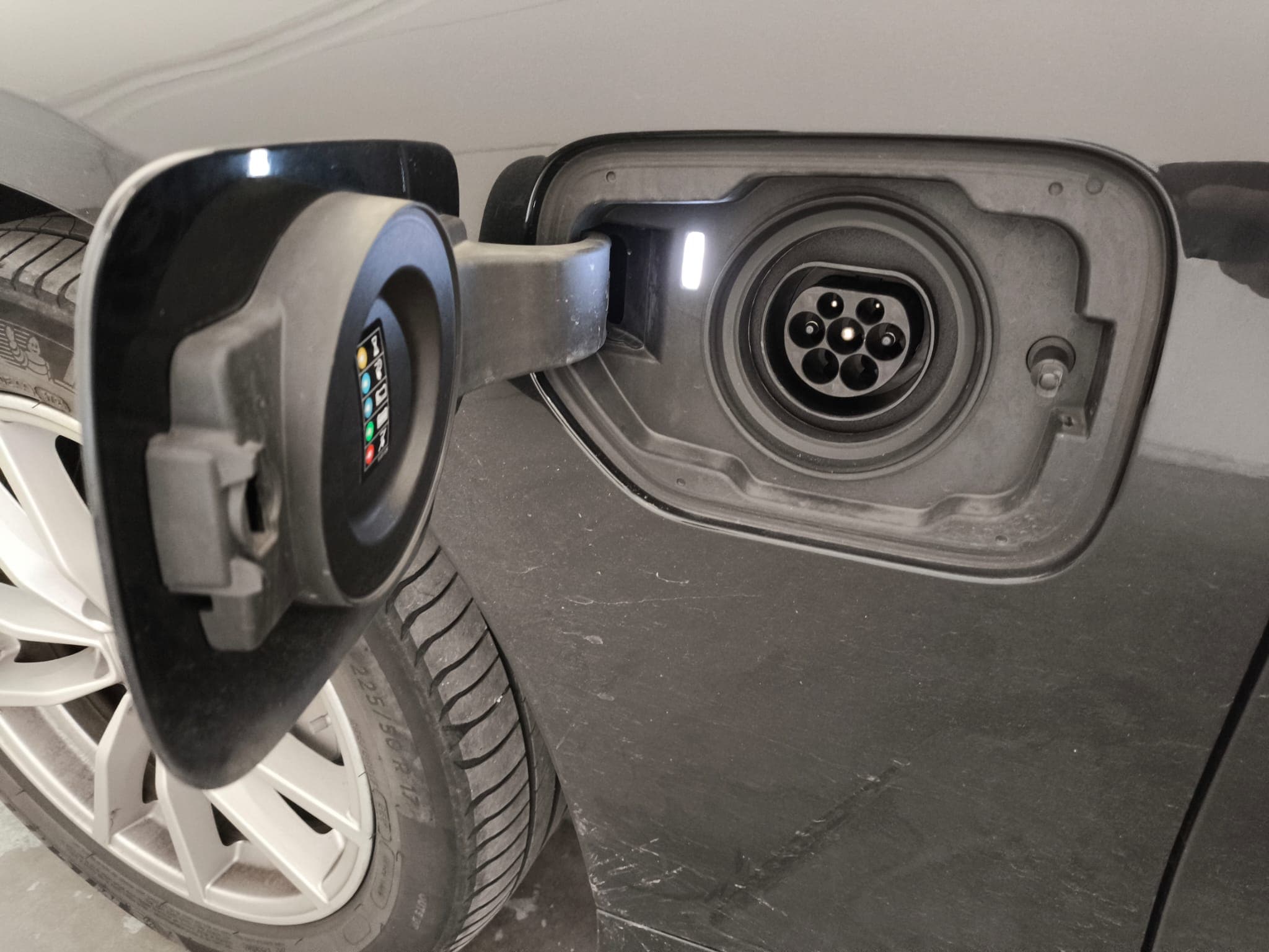 BMW 330E · Ano 2020 — image 15