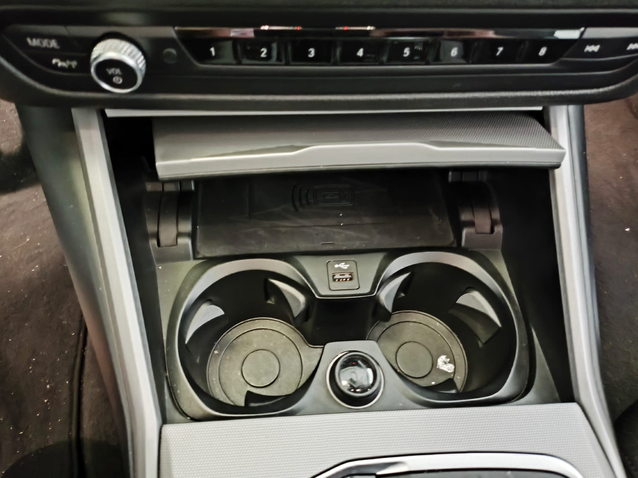 BMW 330E · Ano 2020 — image 31