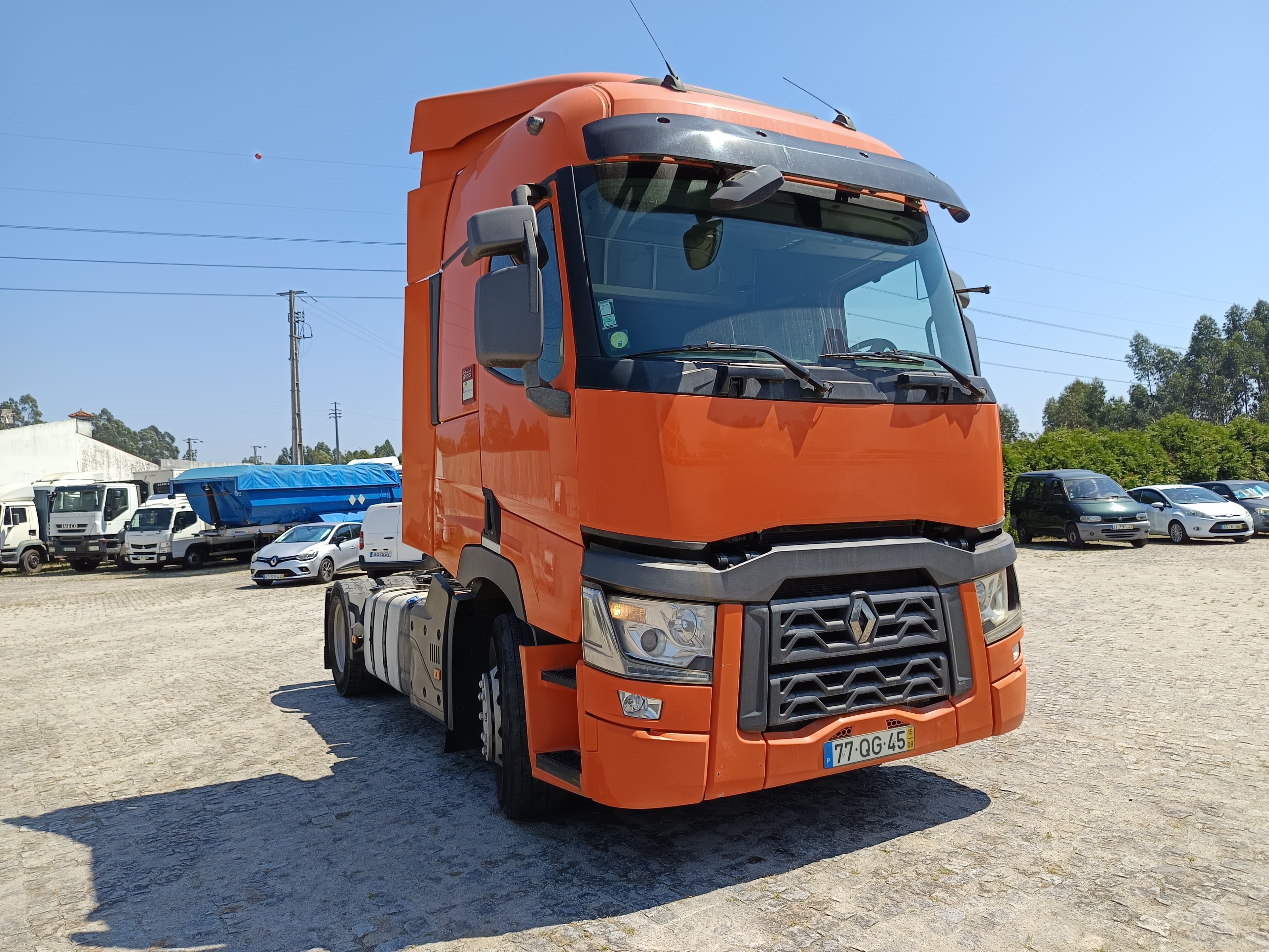 Renault T480 HD001 · Ano 2015 — imagen 3