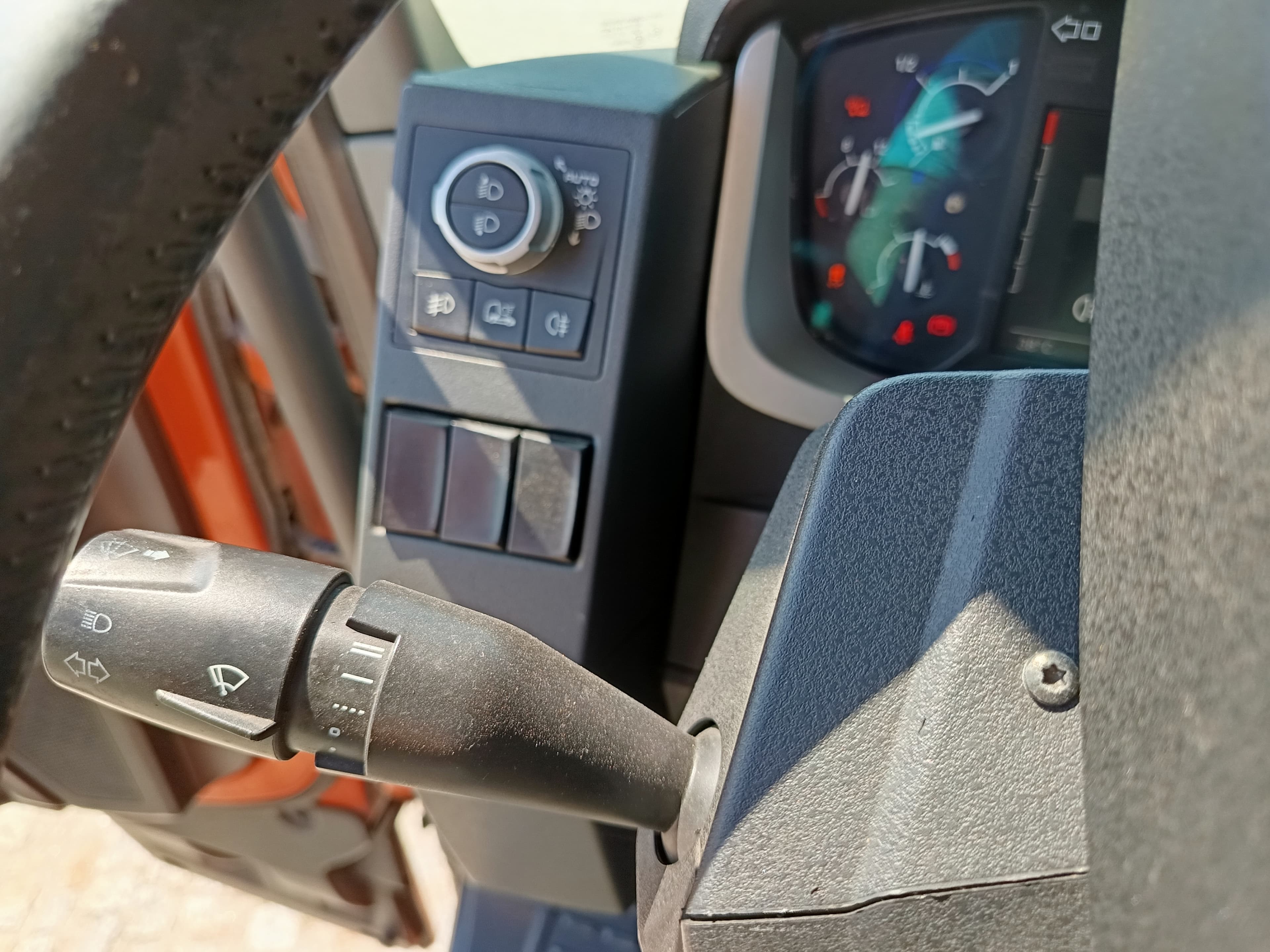 Renault T480 HD001 · Ano 2015 — imagen 24