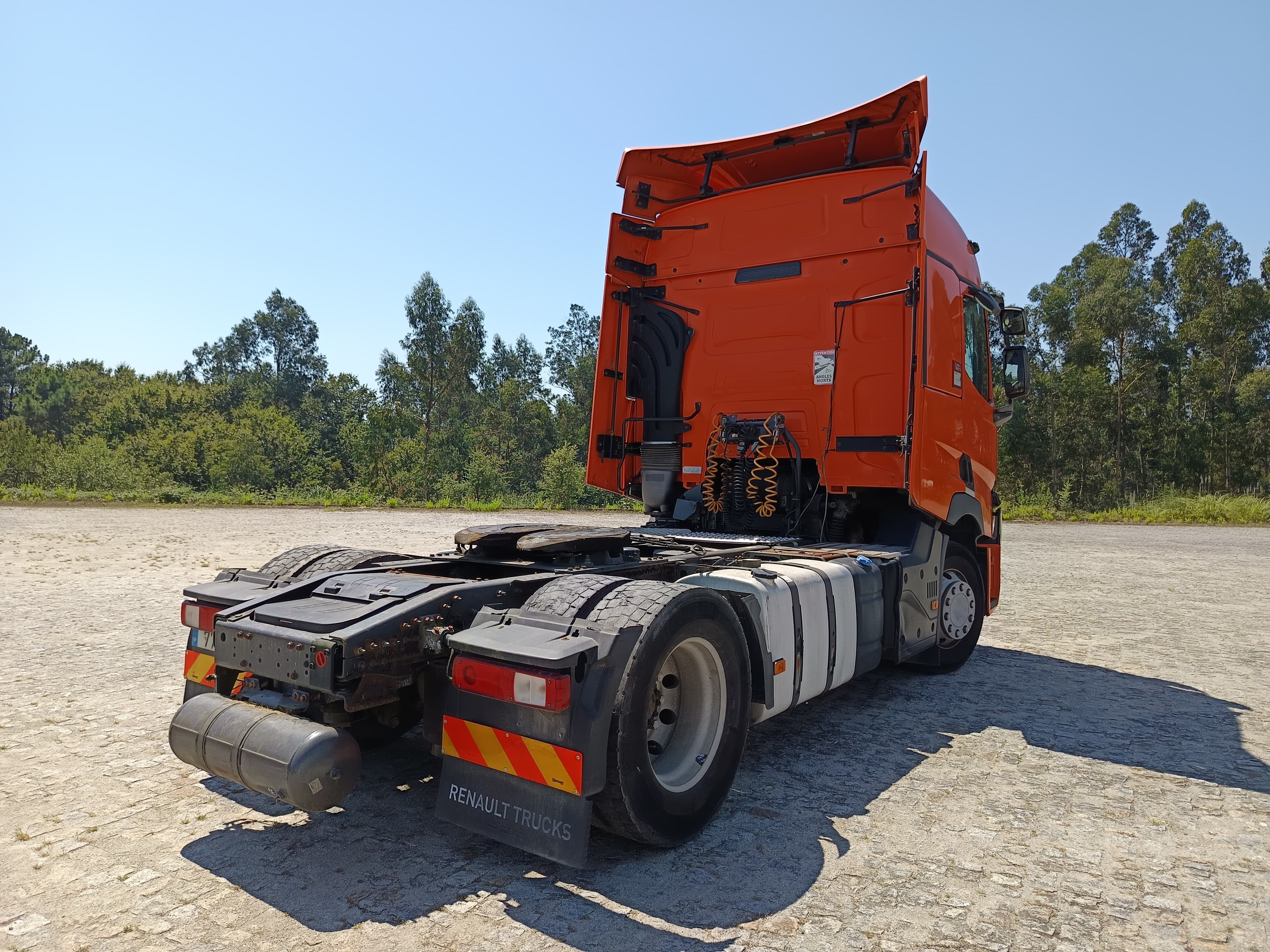 Renault T480 HD001 · Ano 2015 — imagen 4