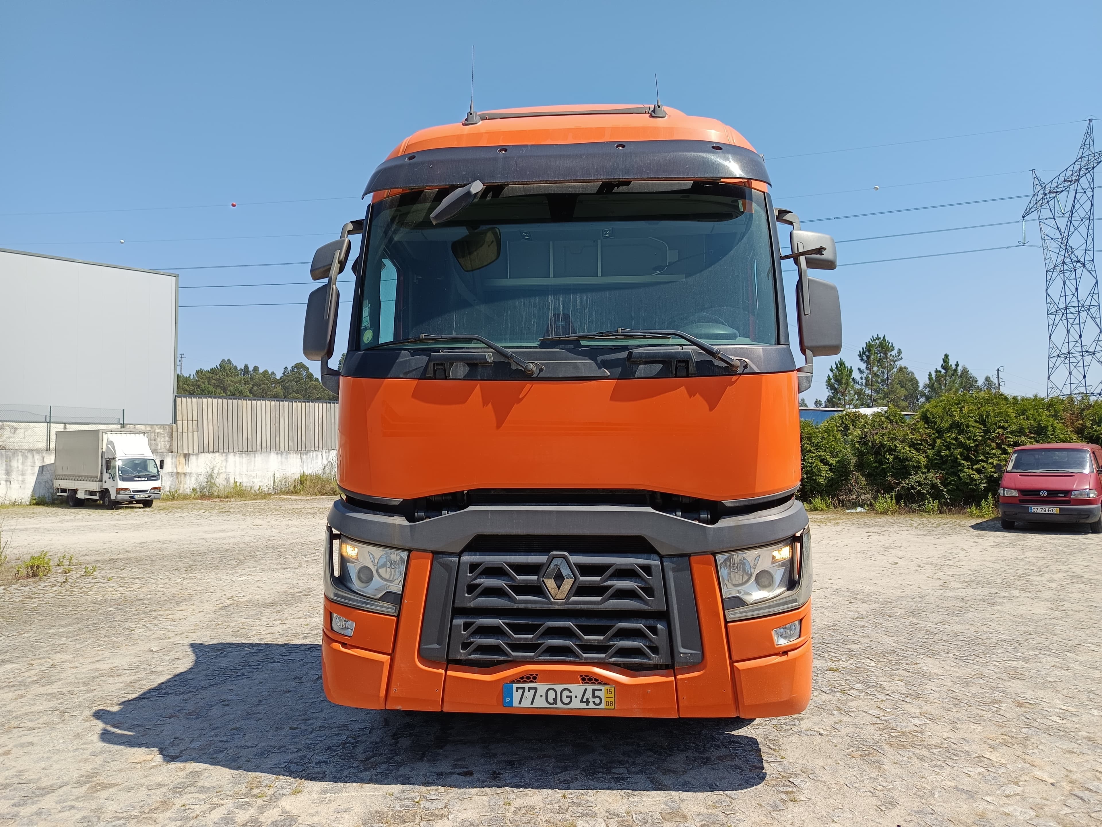 Renault T480 HD001 · Ano 2015 — imagen 2