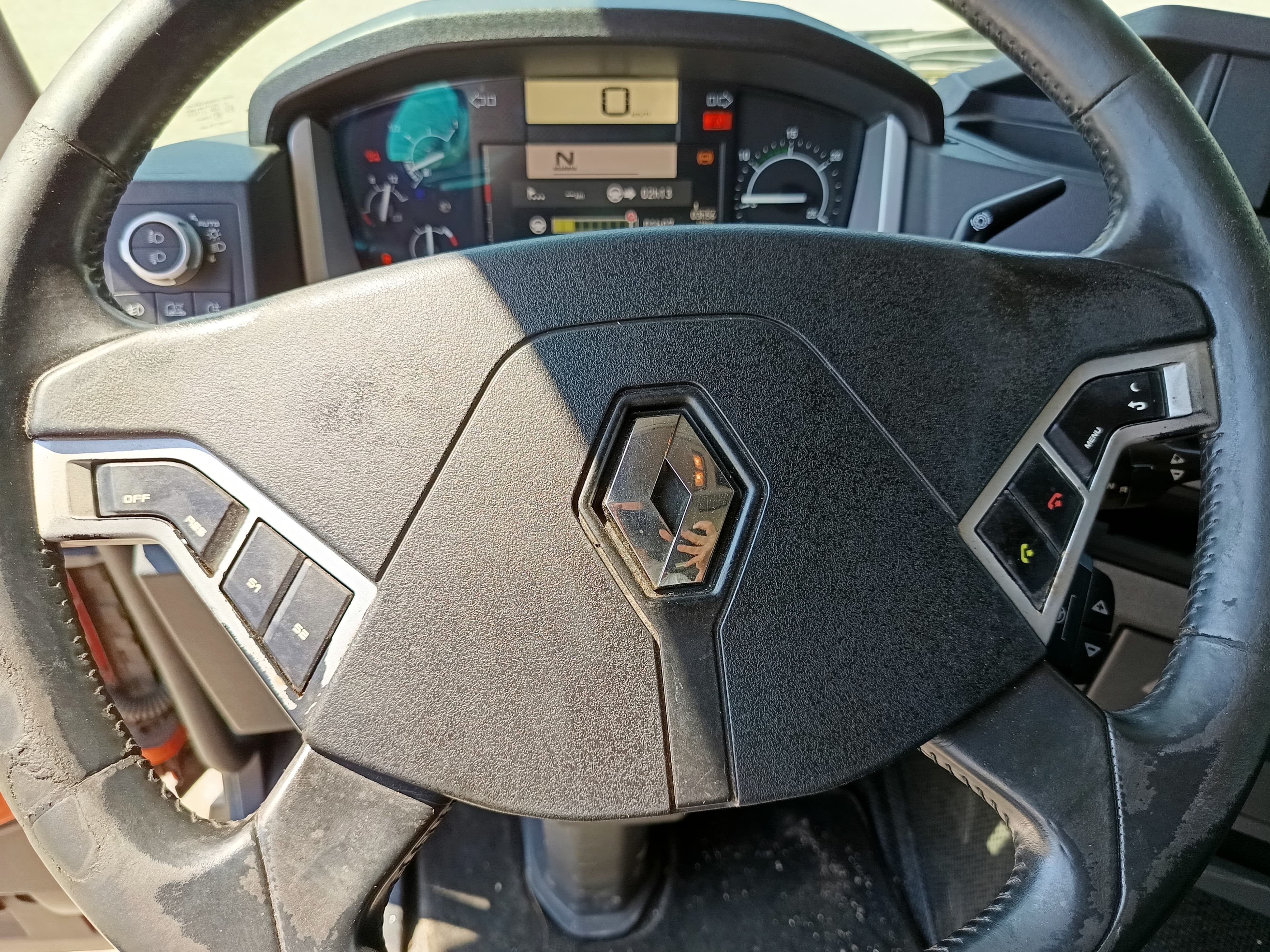 Renault T480 HD001 · Ano 2015 — imagen 20