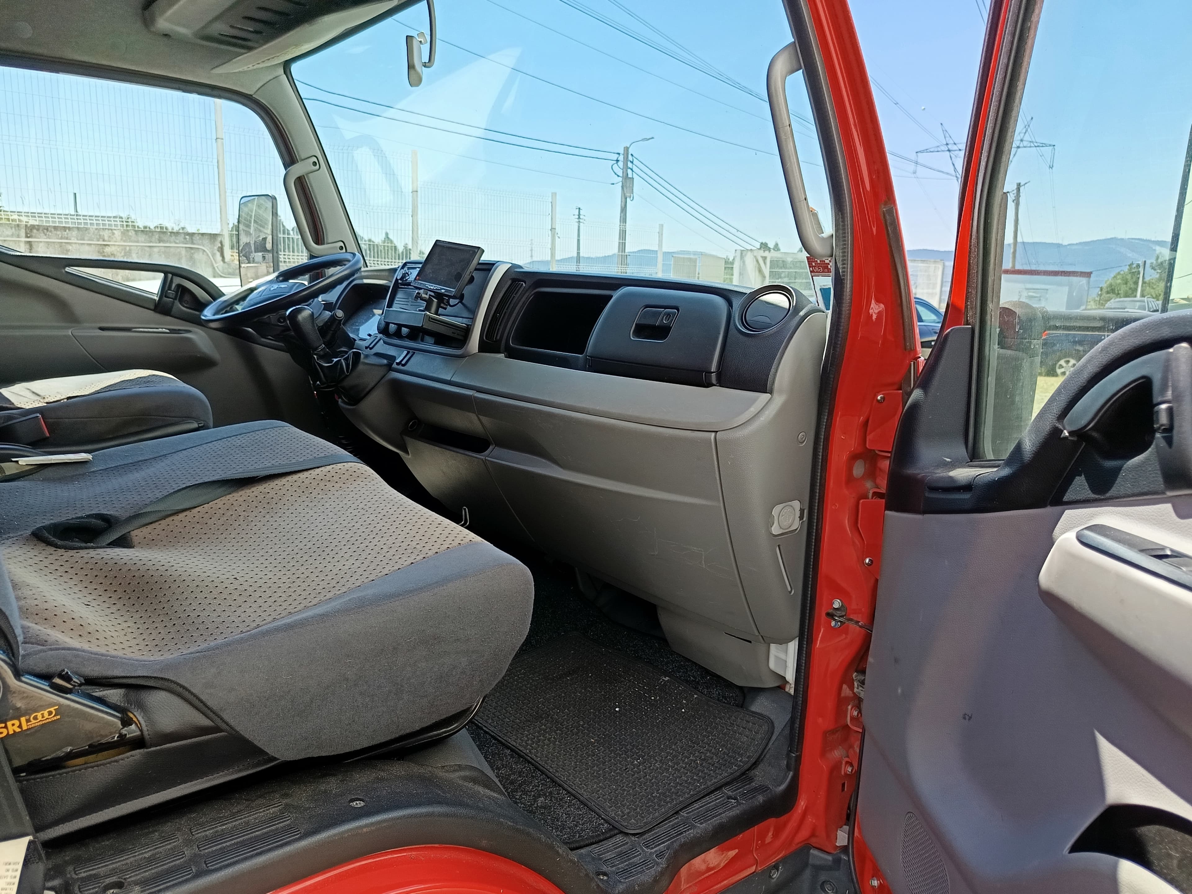 Mitsubishi Canter 3C13 · Ano 2016 — image 24