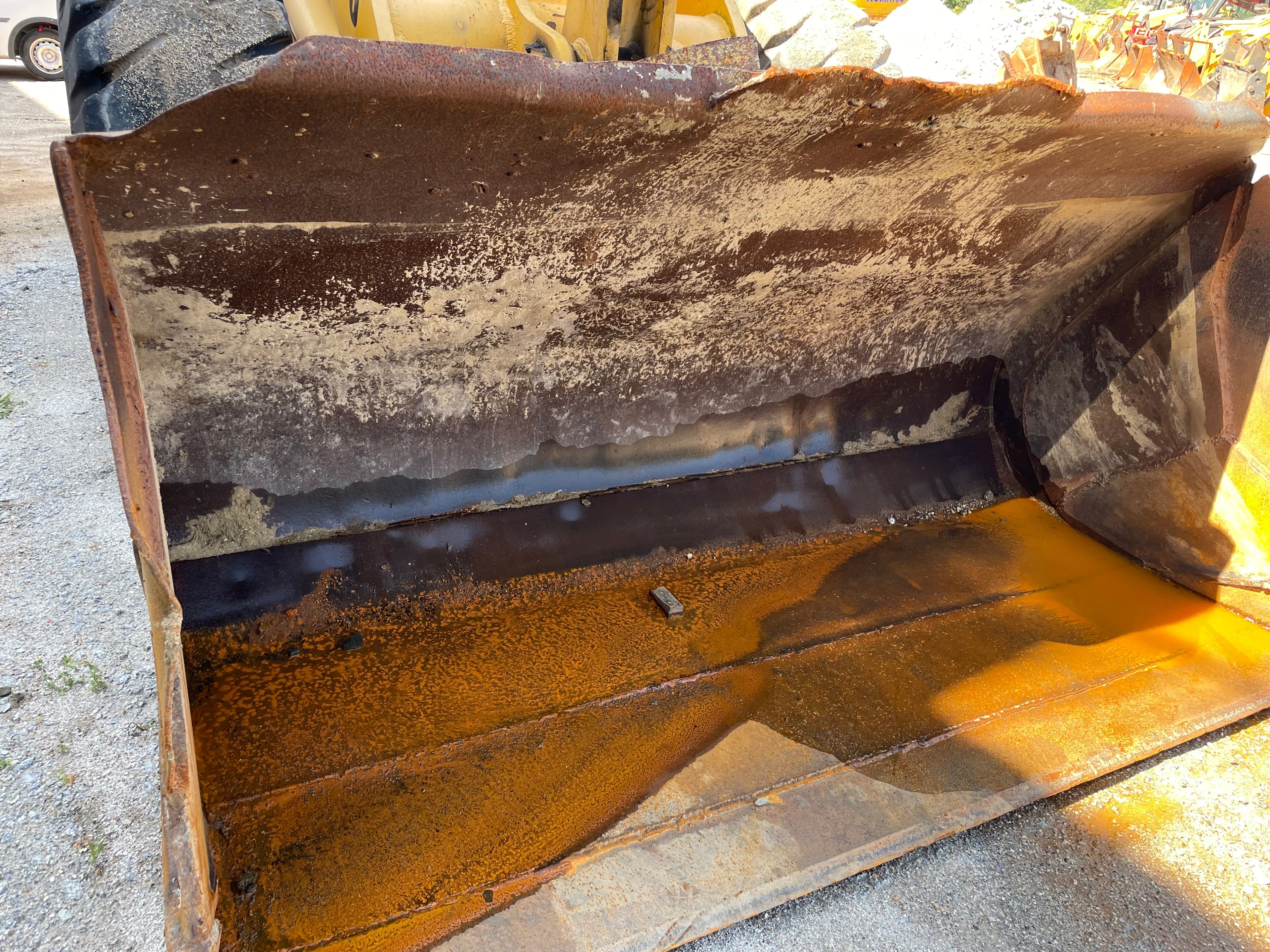 Komatsu Loader — image 13