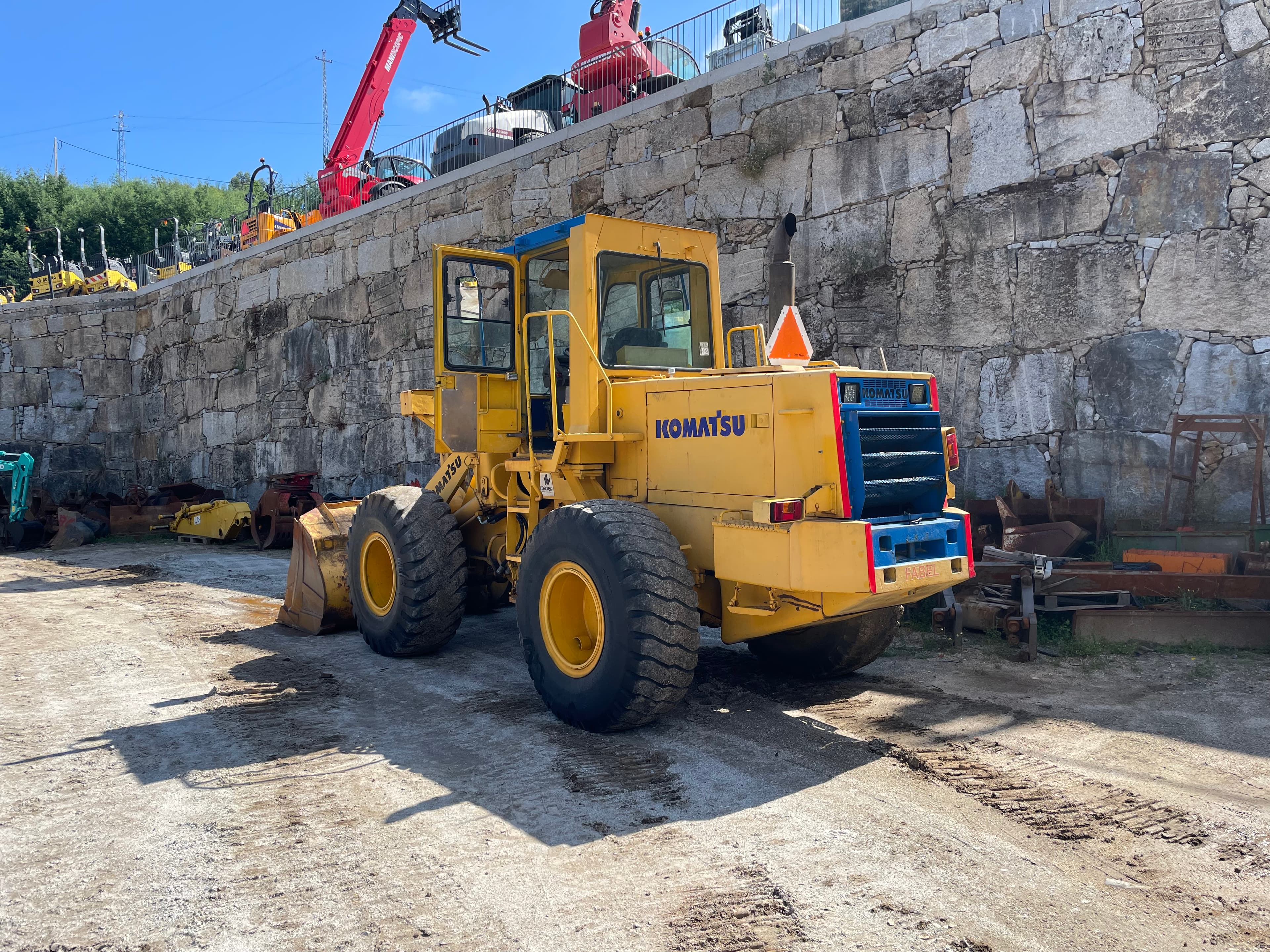 Komatsu Loader — image 4