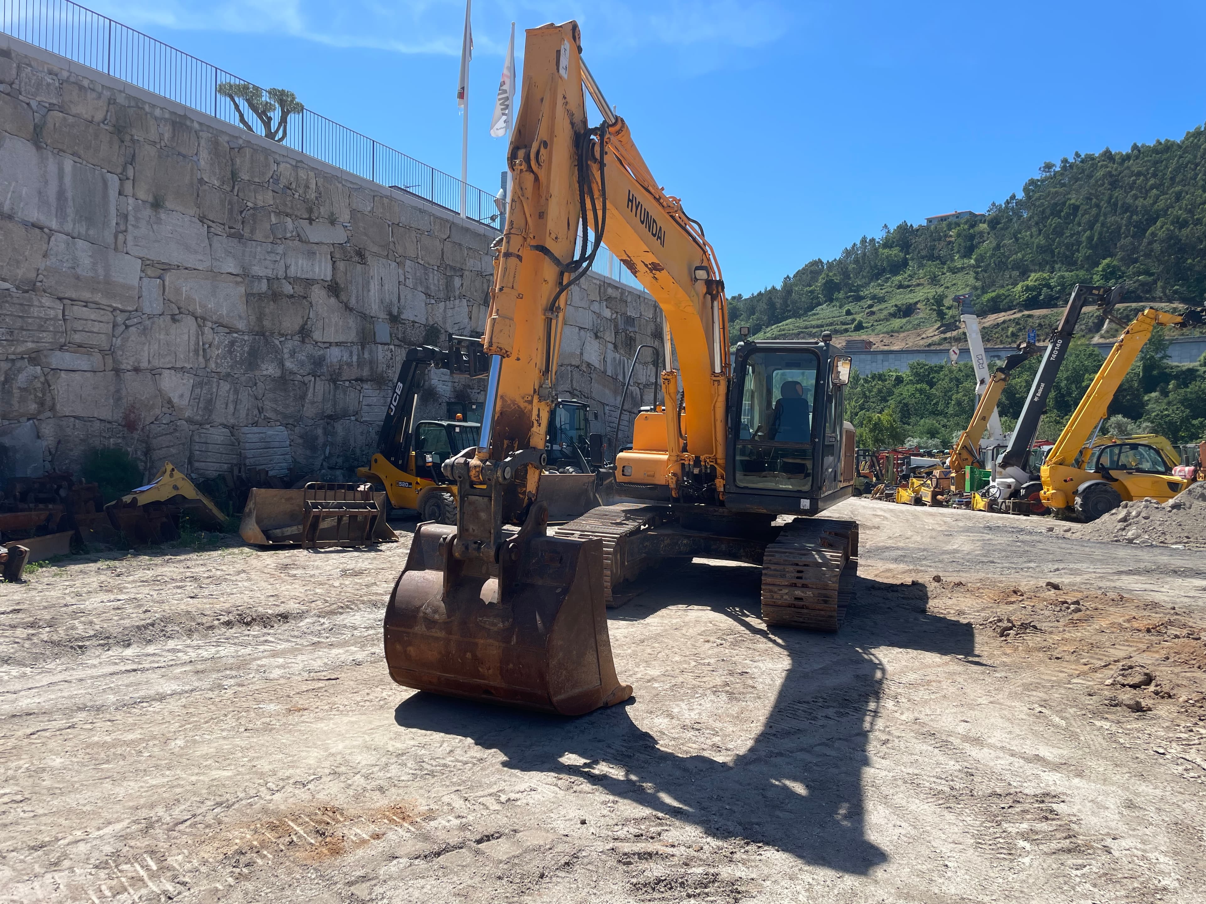 Escavadora Rastos Hyundai — imagen 2