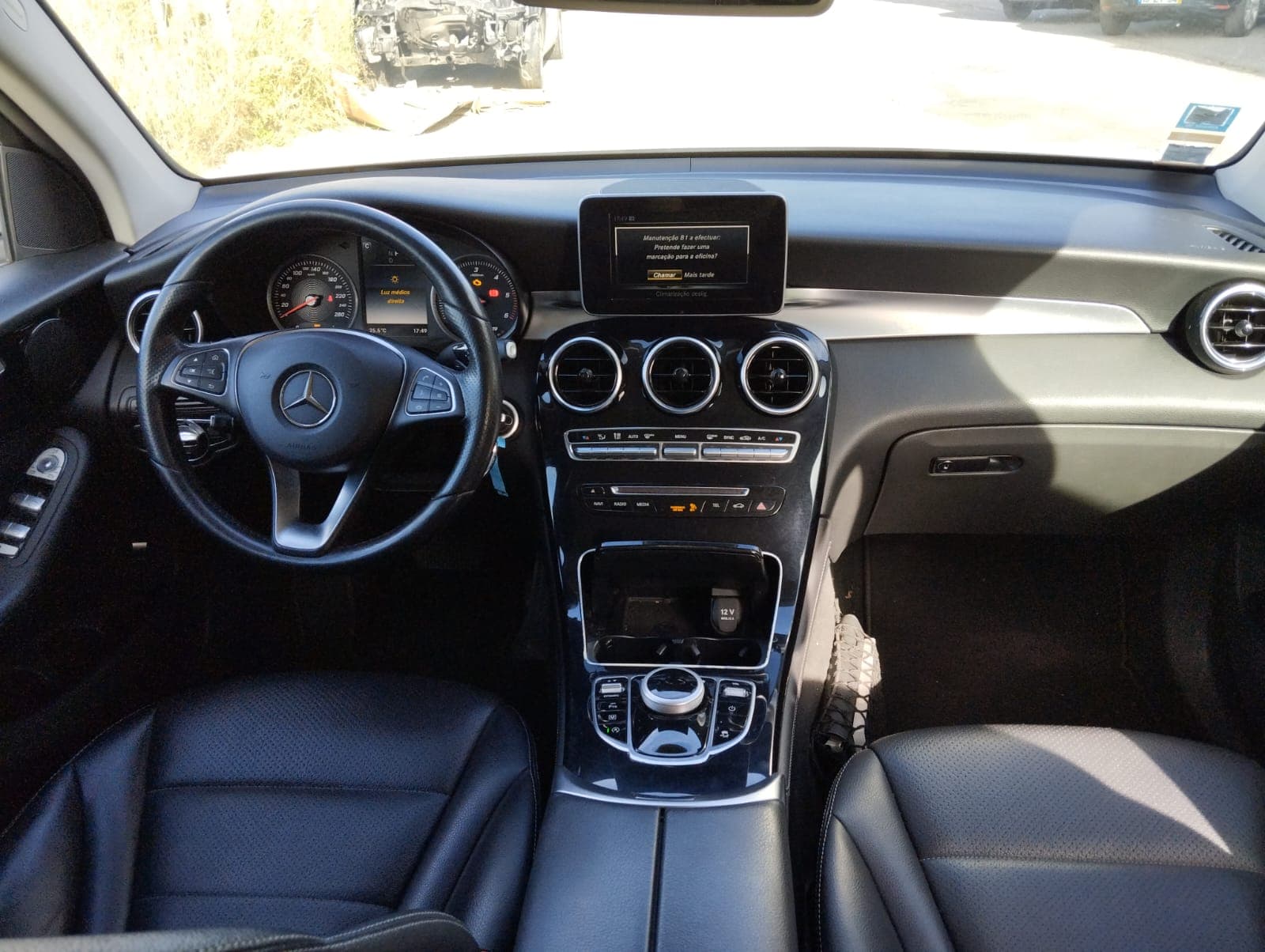 Mercedes-Benz GLC · Ano 2015 — image 10