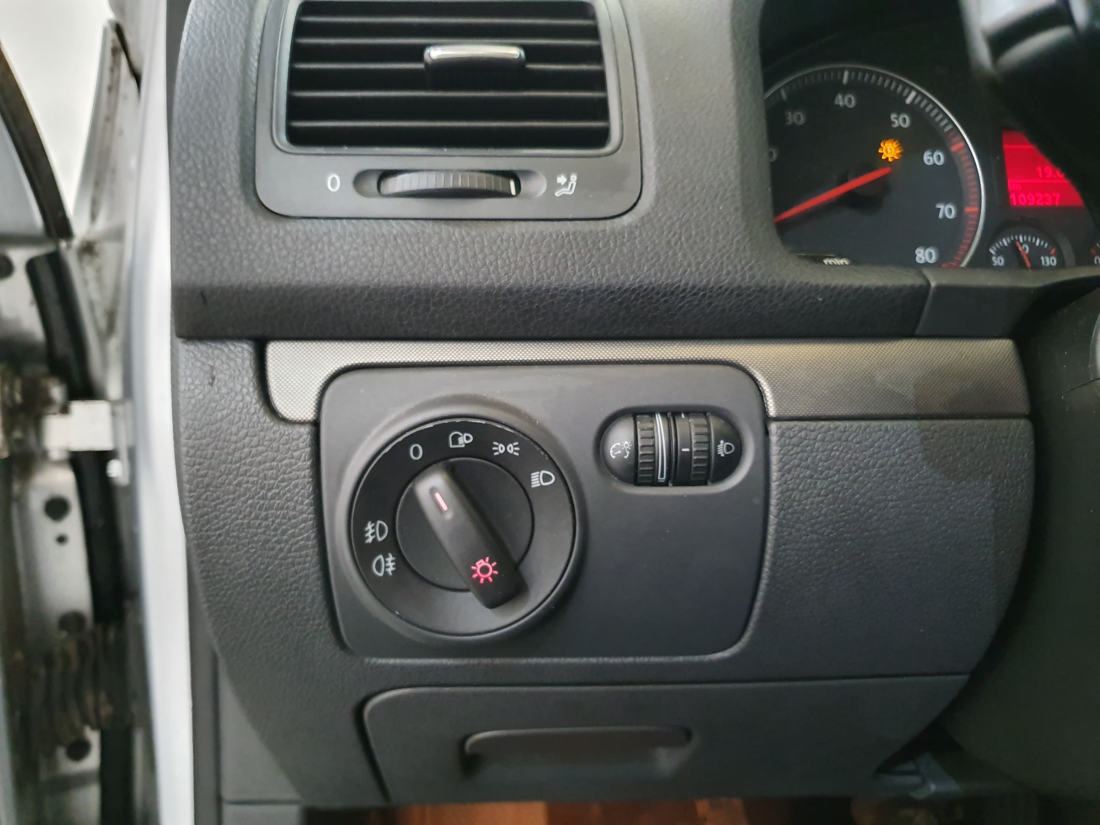 Volkswagen Golf 1.4 FSI · Ano 2005 — imagem 43