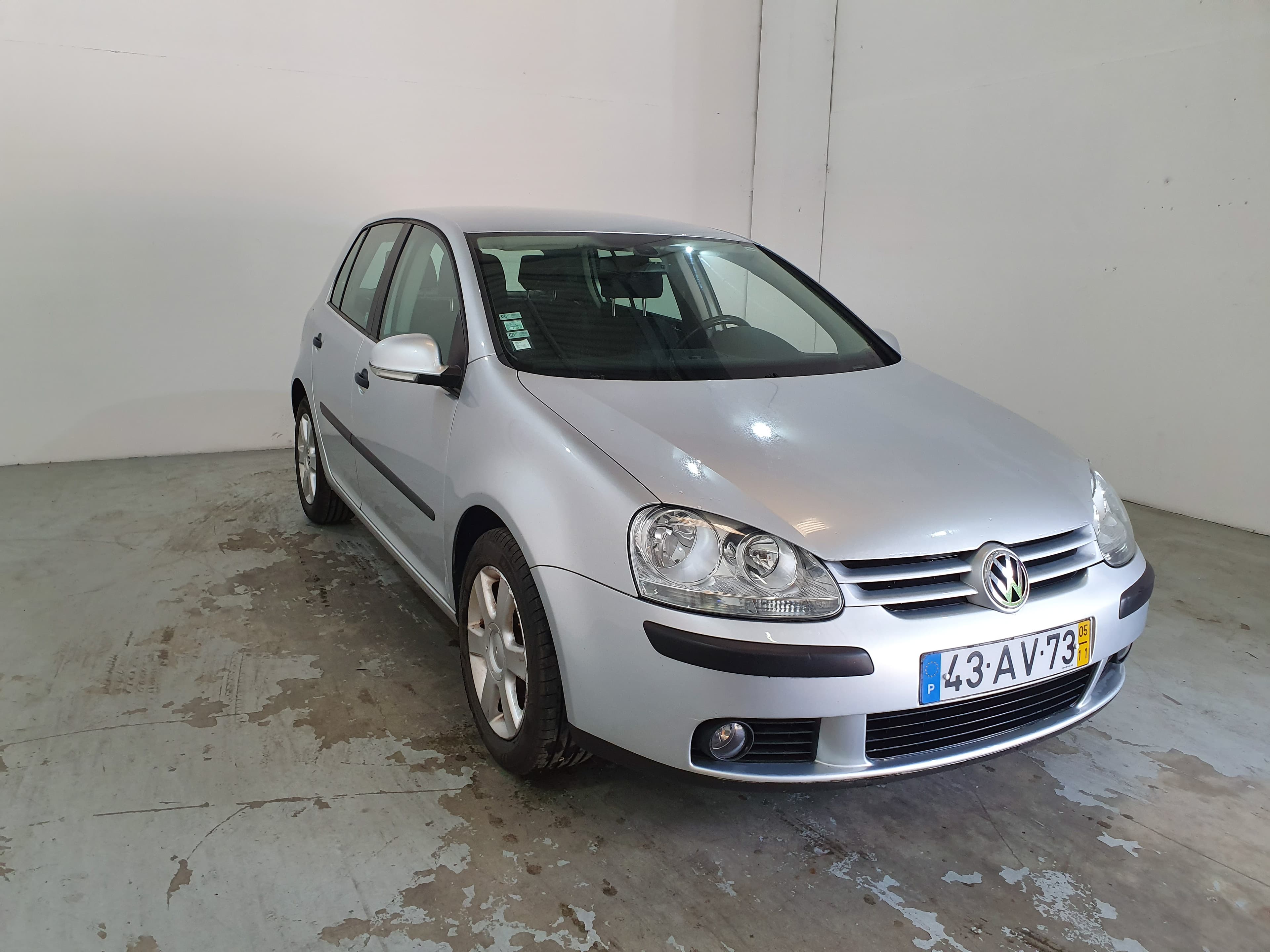 Volkswagen Golf 1.4 FSI · Ano 2005 — imagem 1