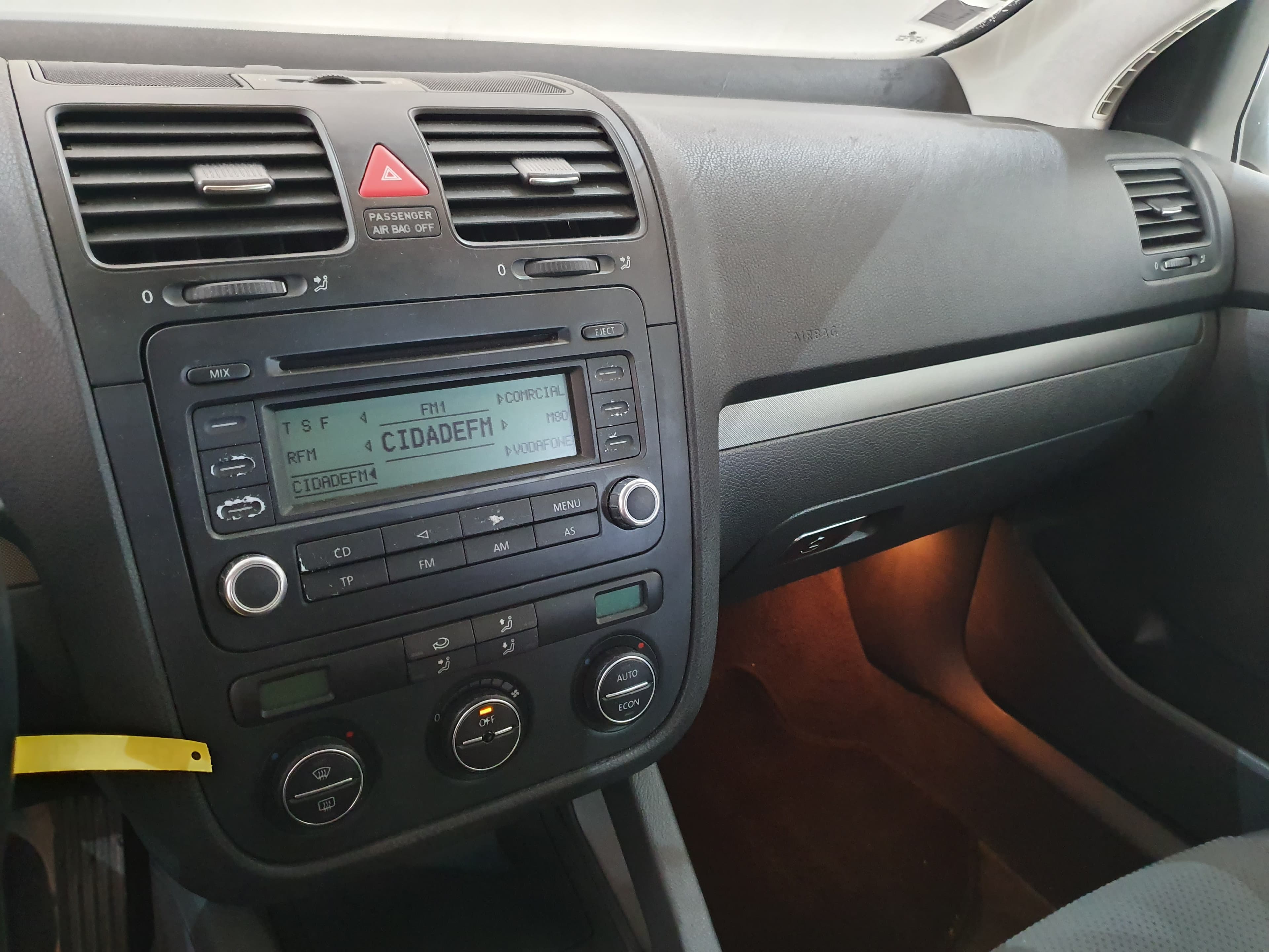 Volkswagen Golf 1.4 FSI · Ano 2005 — imagem 36