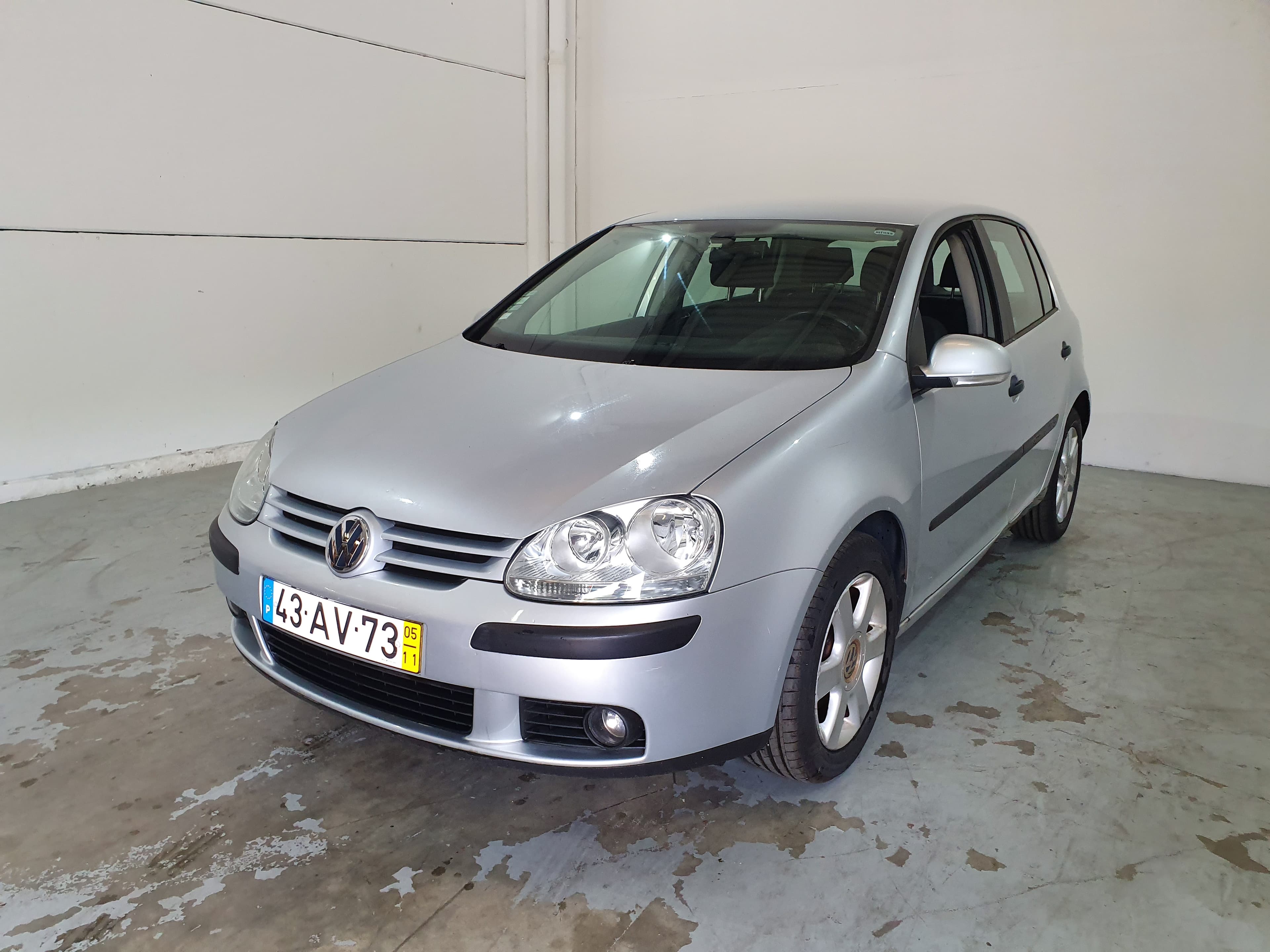Volkswagen Golf 1.4 FSI · Ano 2005 — imagem 2