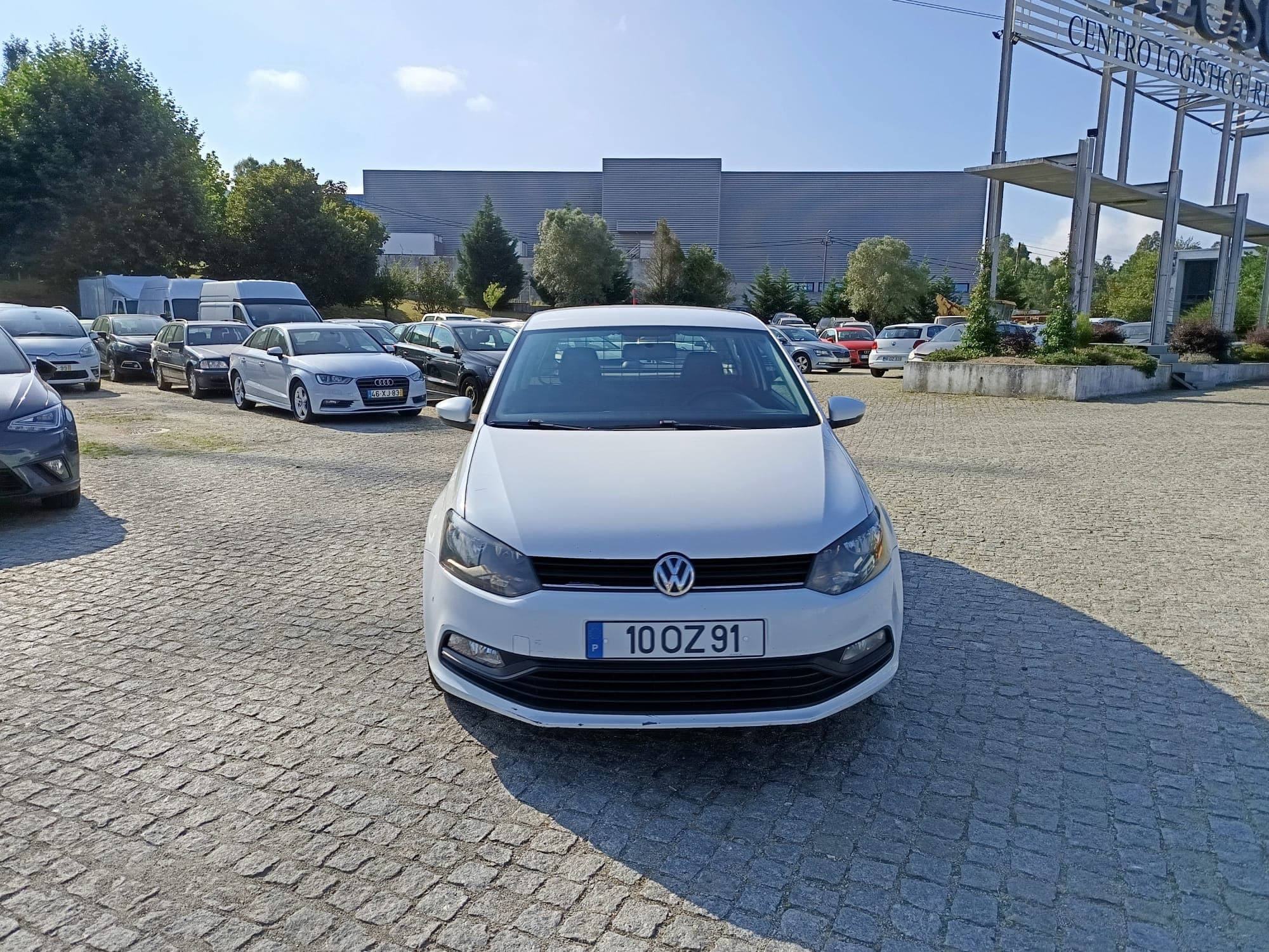 Volkswagen Polo · Ano 2014 — image 2