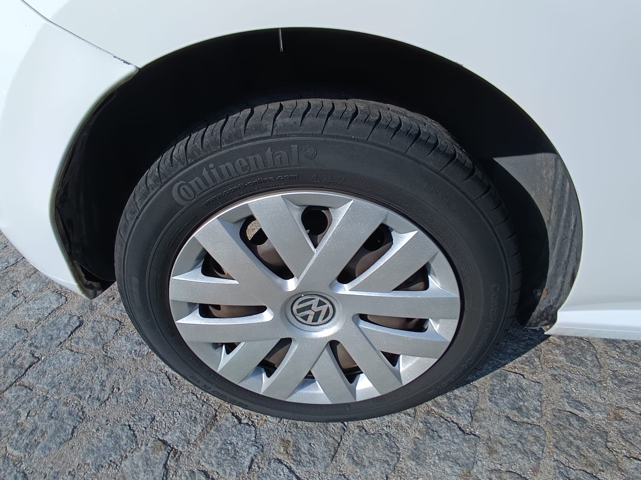 Volkswagen Polo · Ano 2014 — image 14
