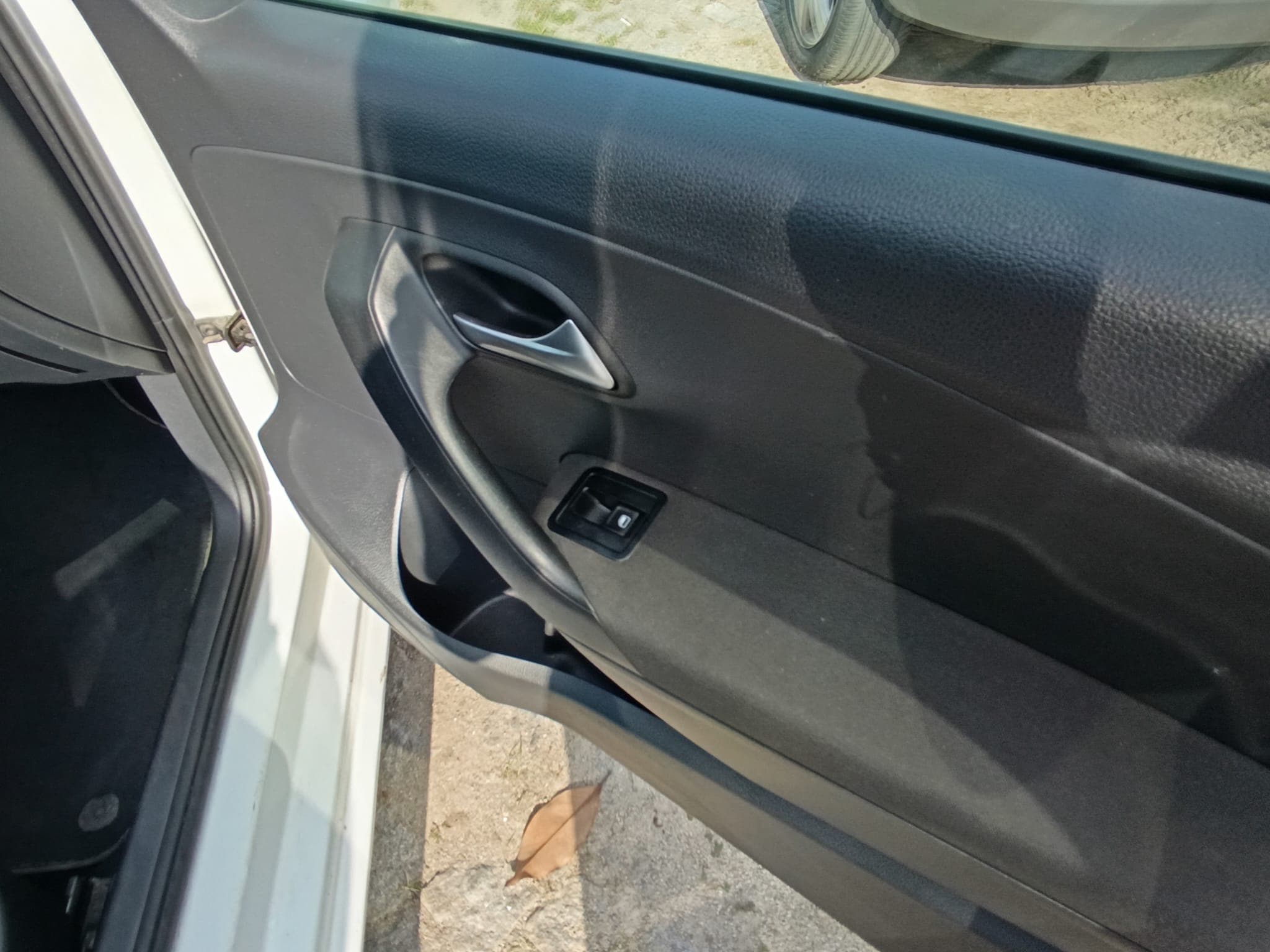 Volkswagen Polo · Ano 2014 — image 22