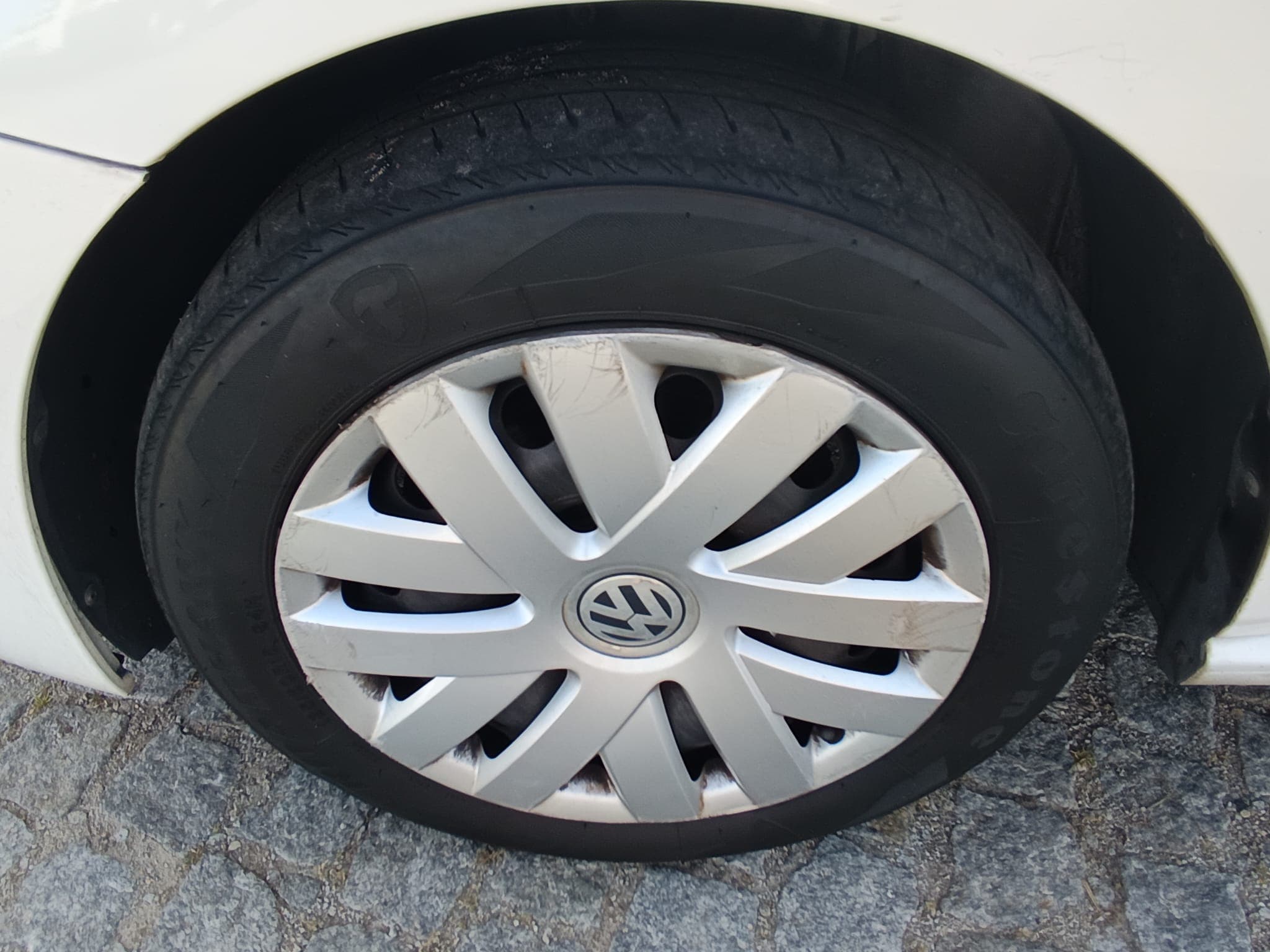 Volkswagen Polo · Ano 2014 — imagen 14