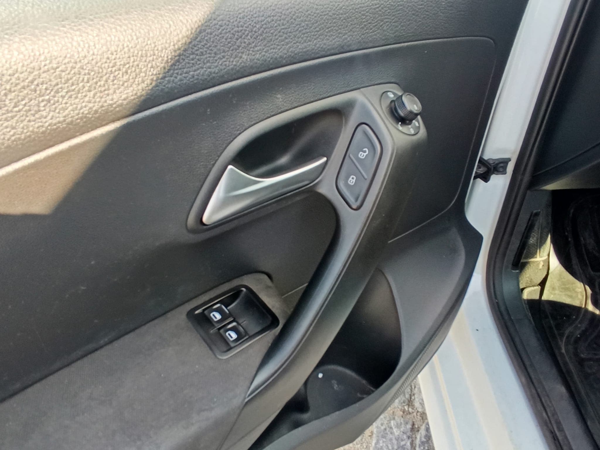 Volkswagen Polo · Ano 2014 — imagen 22
