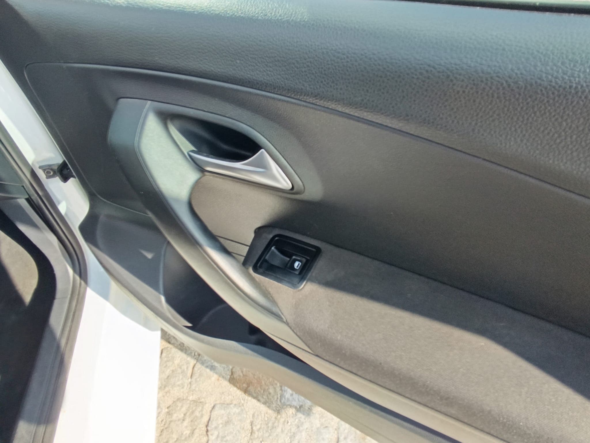 Volkswagen Polo · Ano 2014 — imagen 23