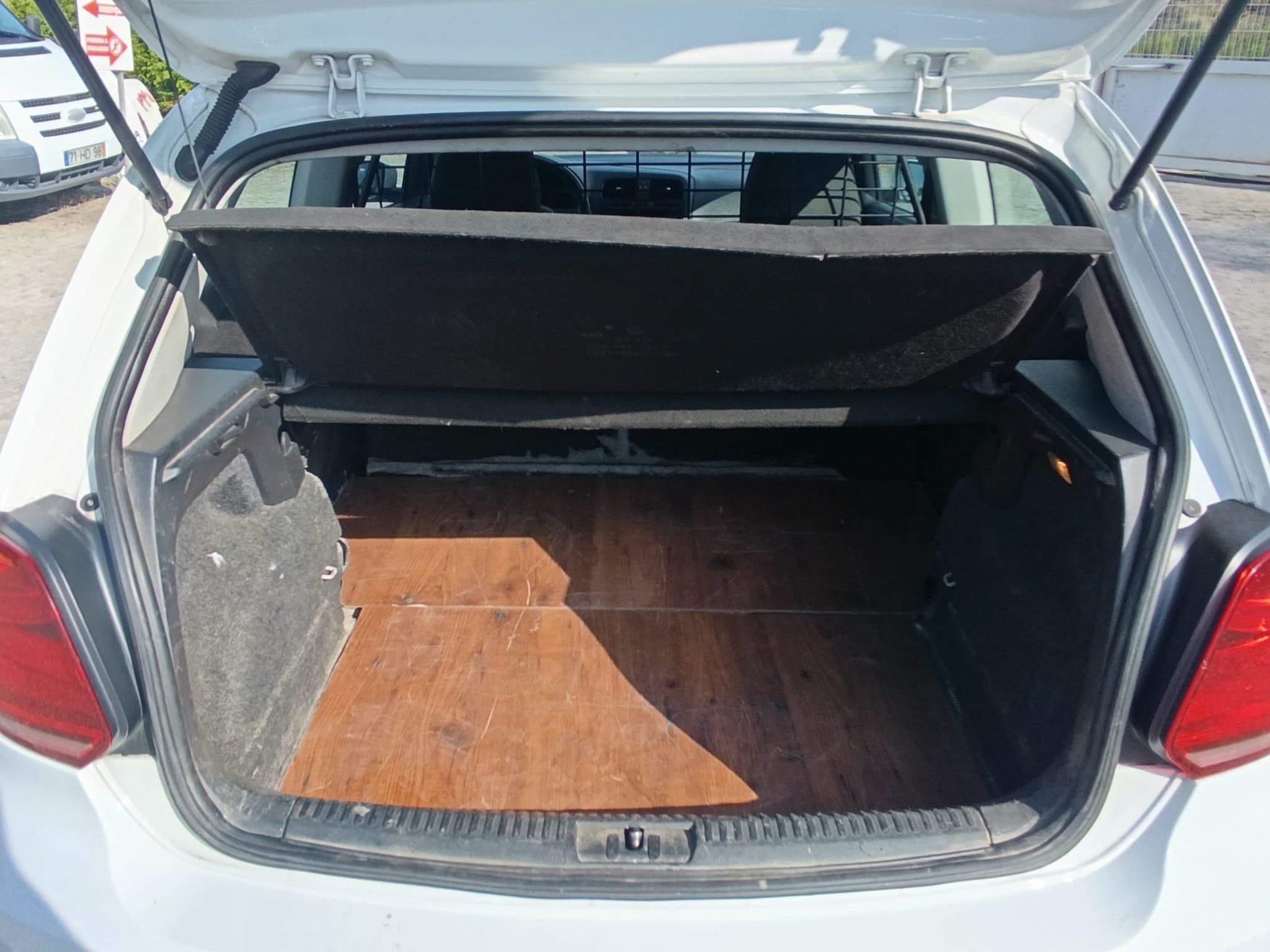 Volkswagen Polo · Ano 2014 — imagen 7