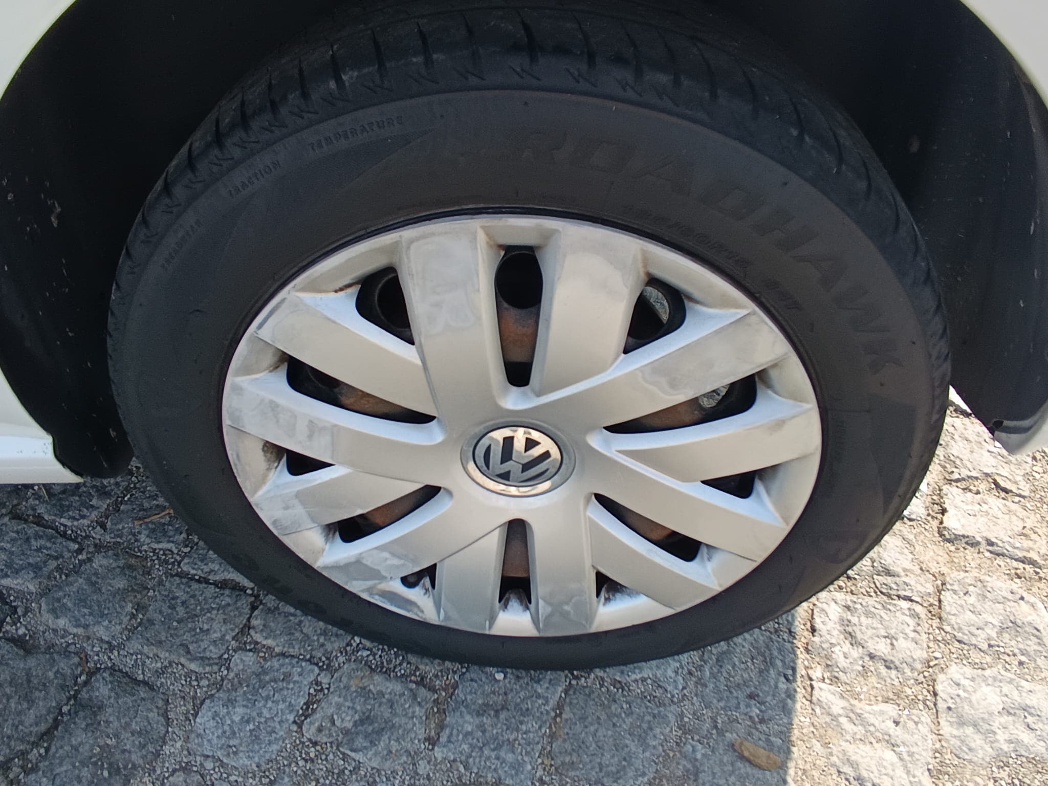 Volkswagen Polo · Ano 2014 — imagen 12