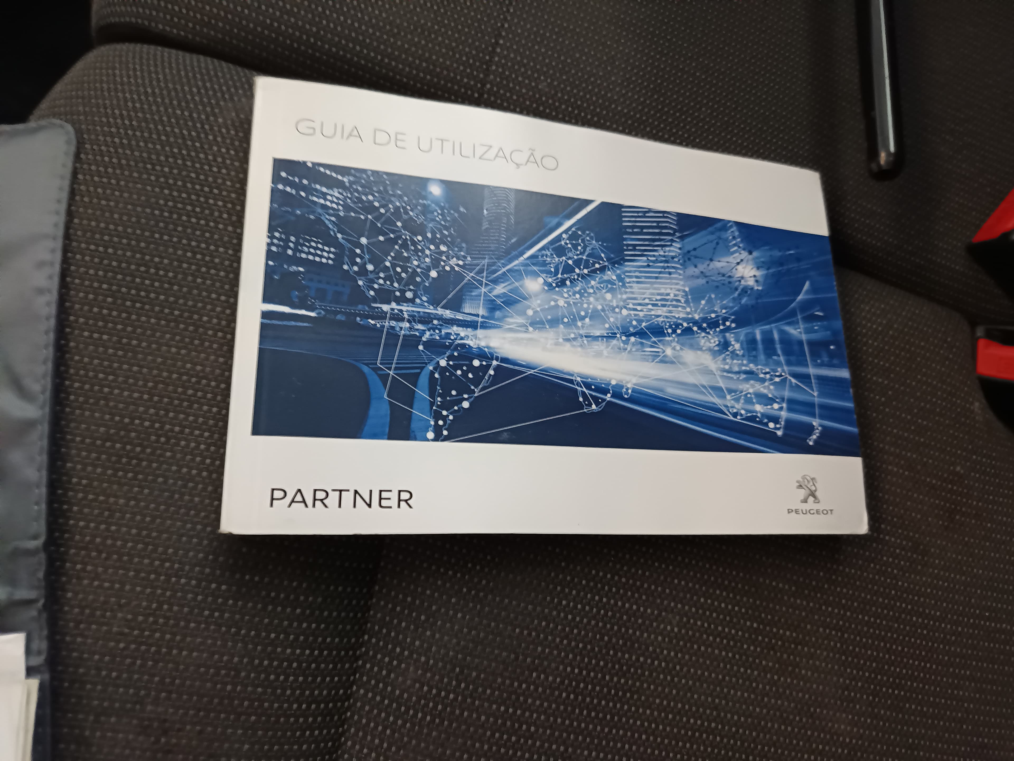 Peugeot Partner · Ano 2017 — imagem 37