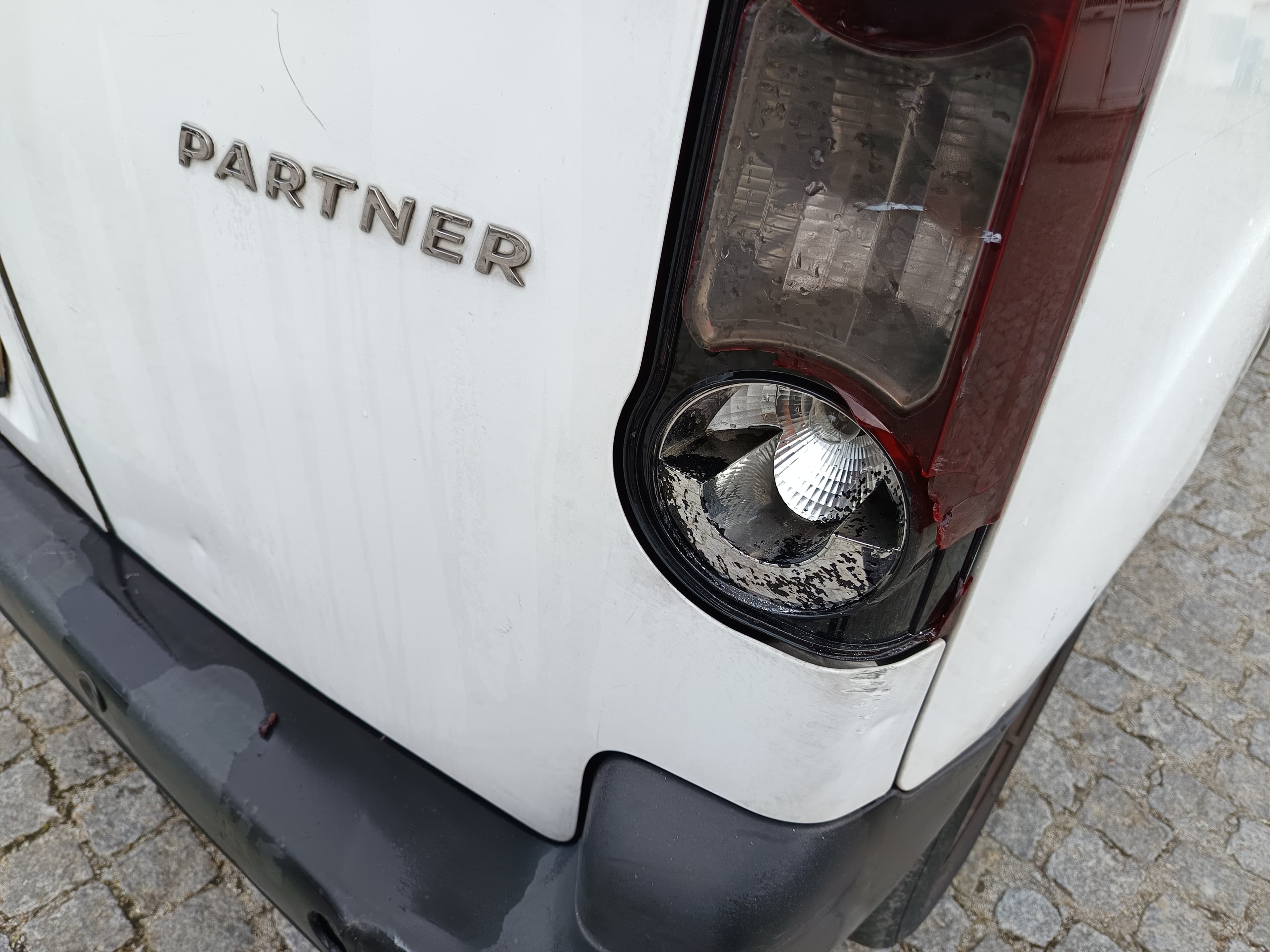 Peugeot Patner · Ano 2014 — imagen 21