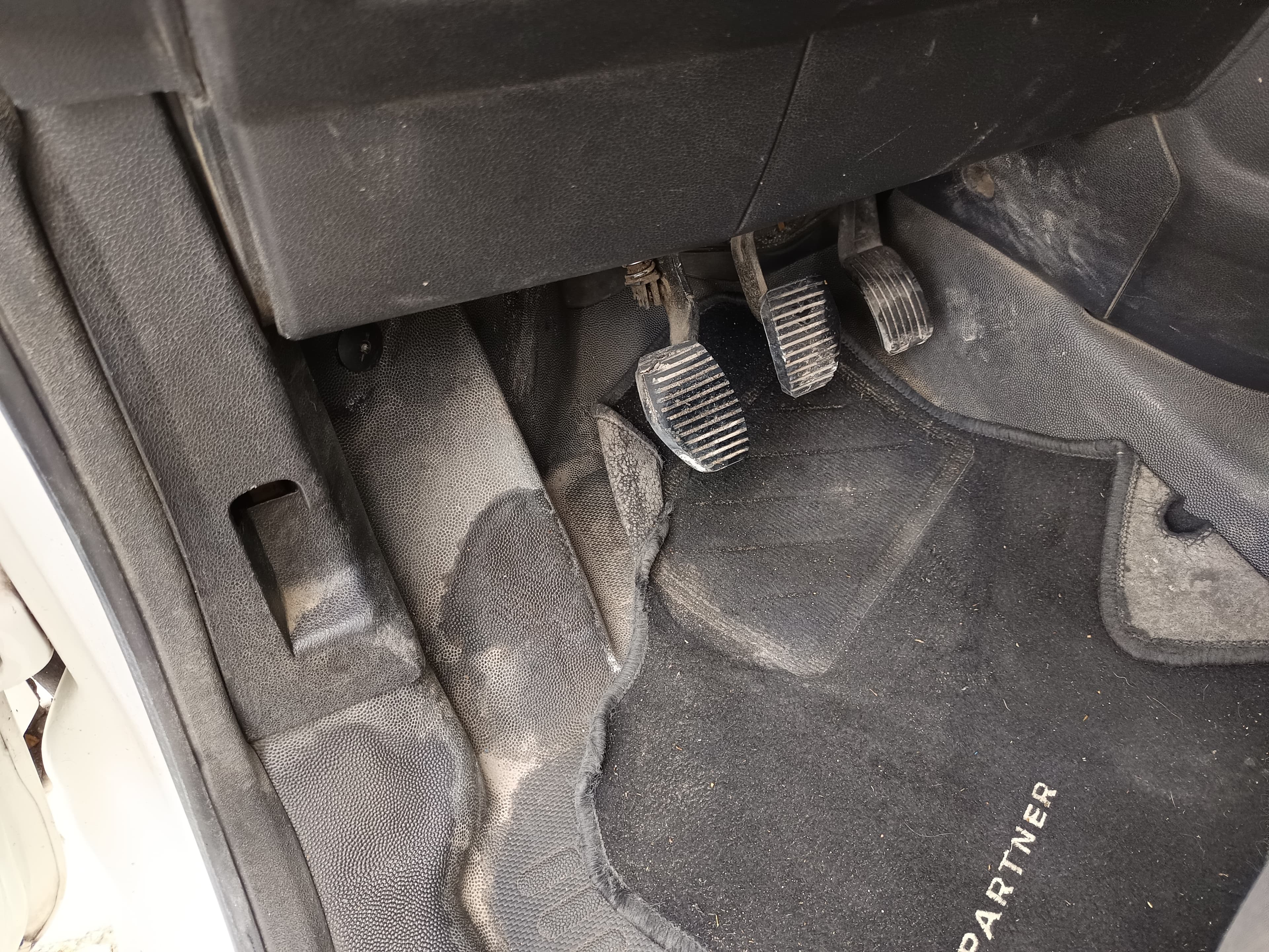 Peugeot Patner · Ano 2014 — imagen 29