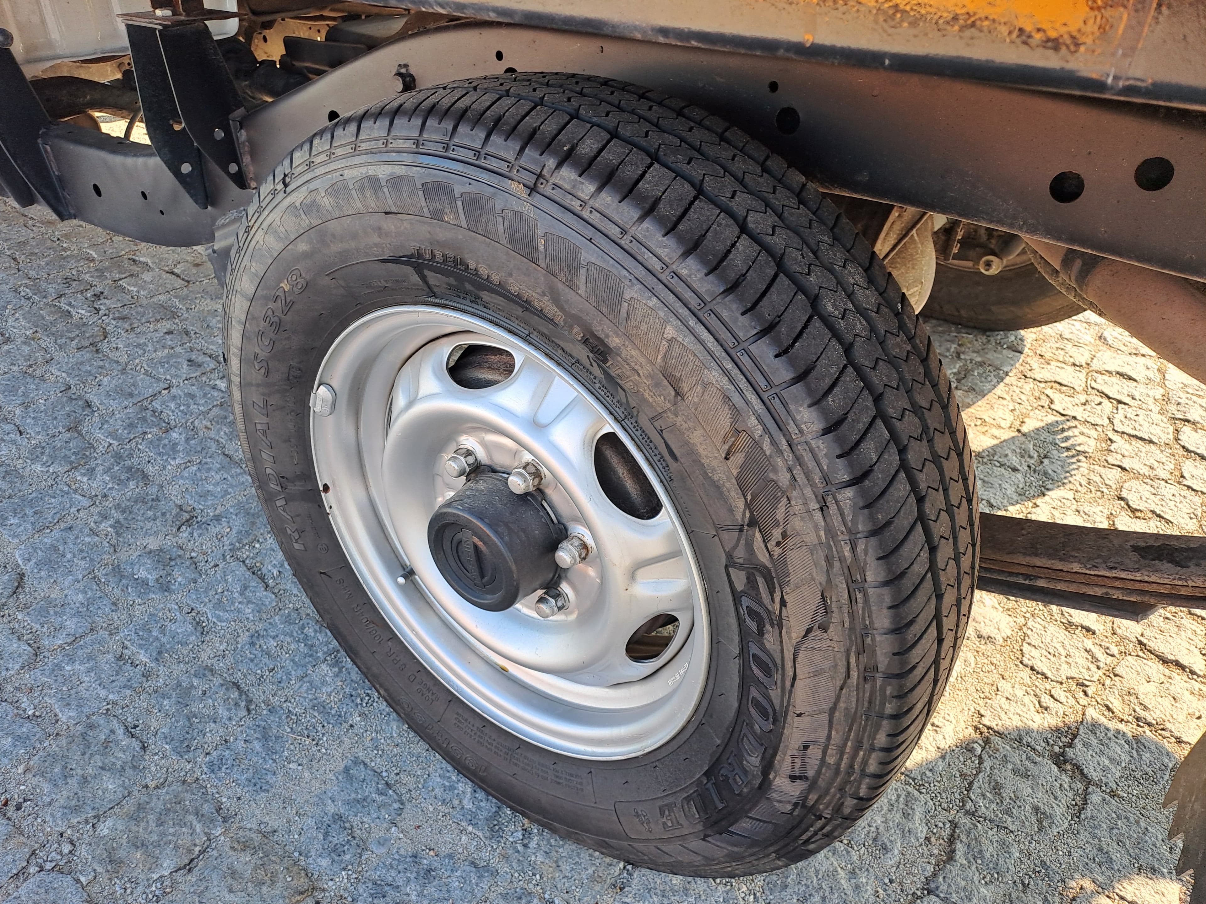 Nissan Pick Up D22 2.5 Di  · Ano 2006 — imagen 11