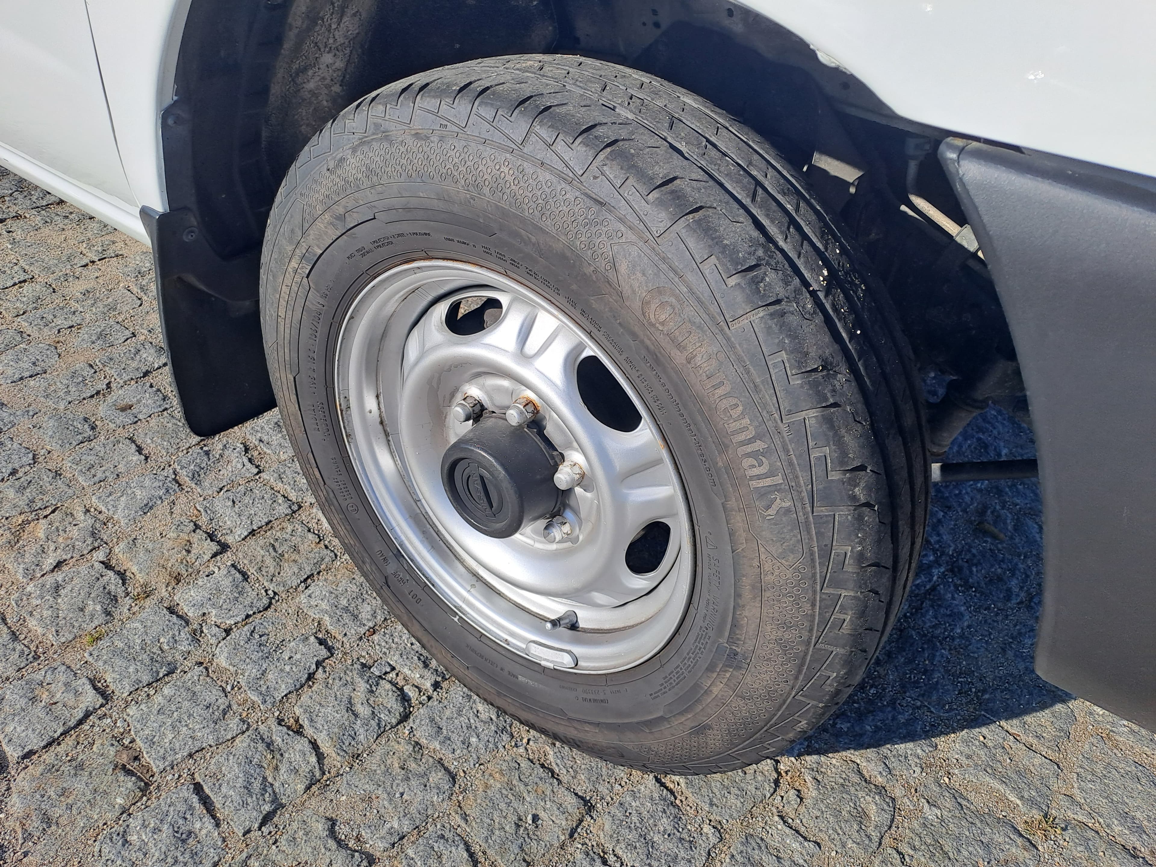 Nissan Pick Up D22 2.5 Di  · Ano 2006 — imagen 13