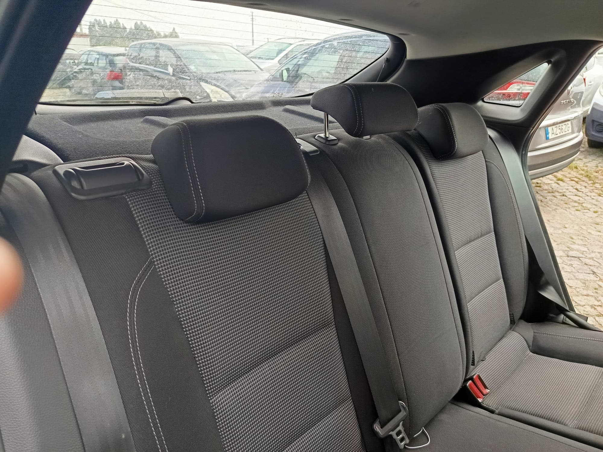 Hyundai i30 GD 1.4 CRDi · Ano 2013 — image 23