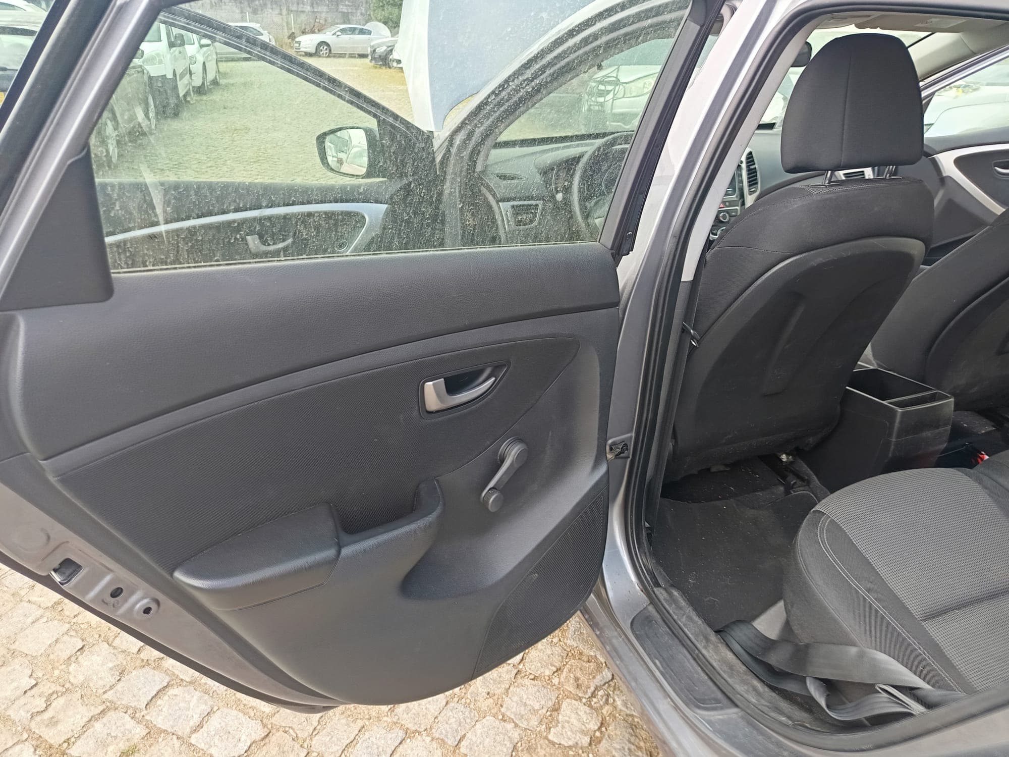Hyundai i30 GD 1.4 CRDi · Ano 2013 — image 26