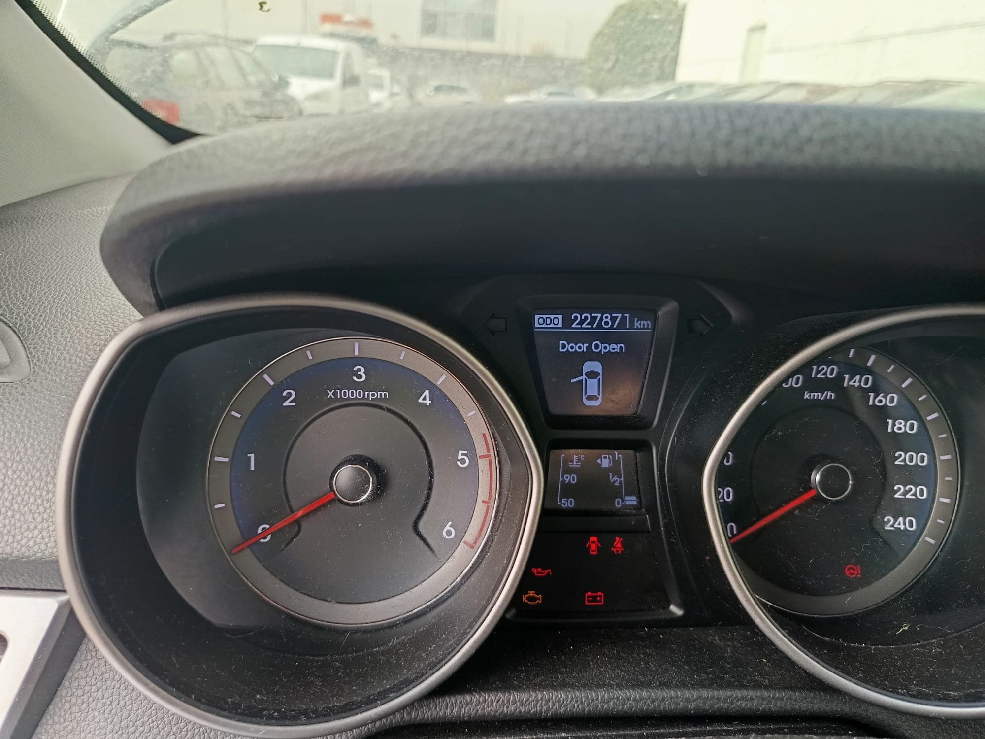 Hyundai i30 GD 1.4 CRDi · Ano 2013 — image 18