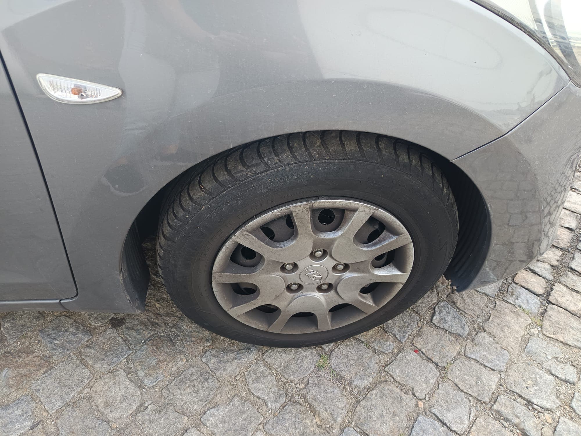 Hyundai i30 GD 1.4 CRDi · Ano 2013 — image 7