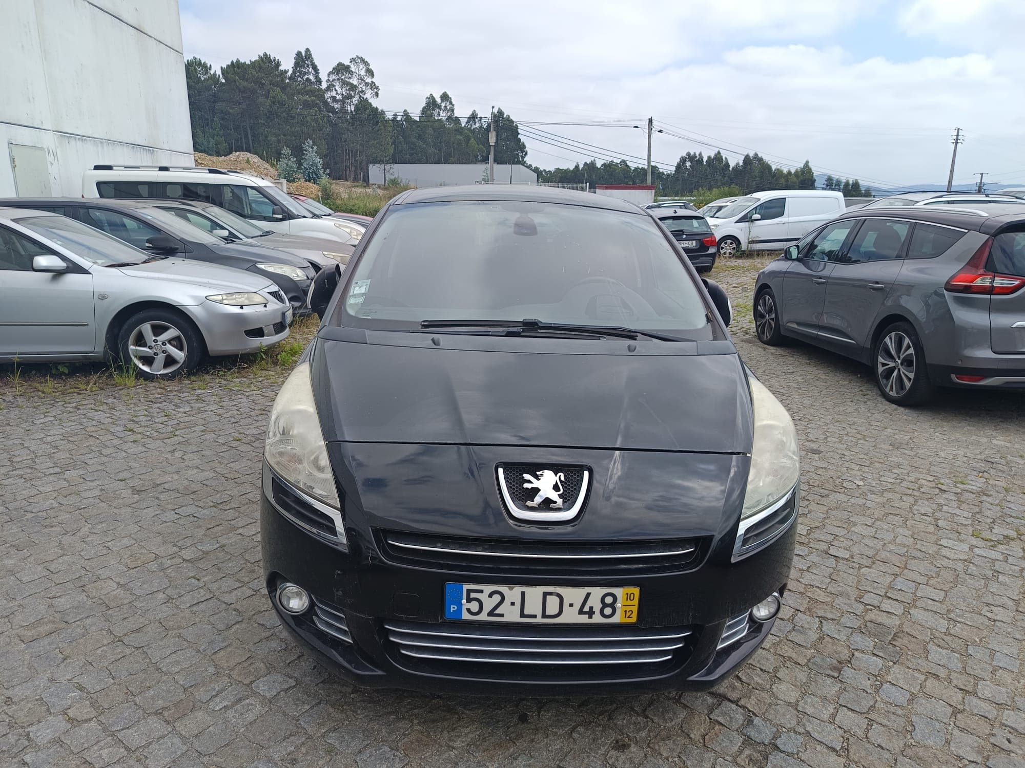 Peugeot  5008 · Ano 2010 — imagem 2