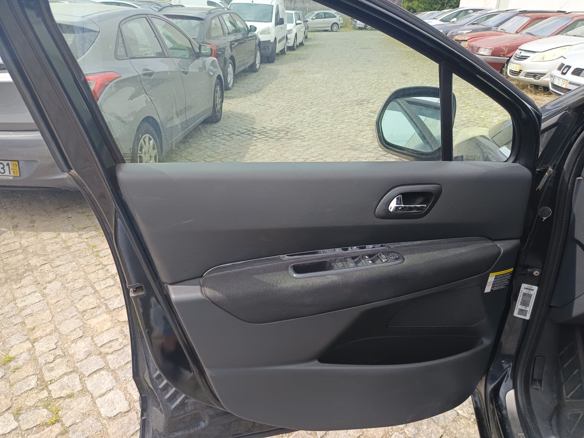 Peugeot  5008 · Ano 2010 — imagem 33
