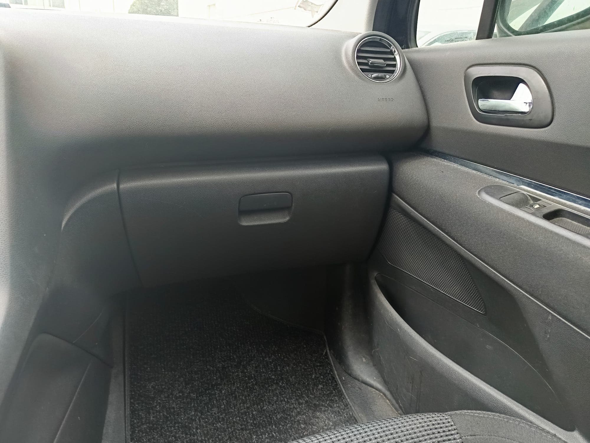 Peugeot  5008 · Ano 2010 — imagem 27