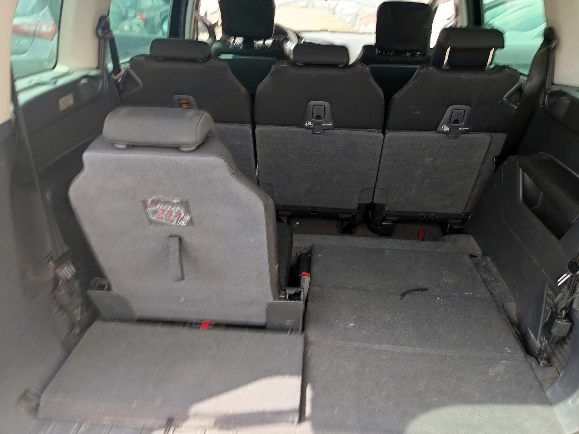 Peugeot  5008 · Ano 2010 — imagem 31