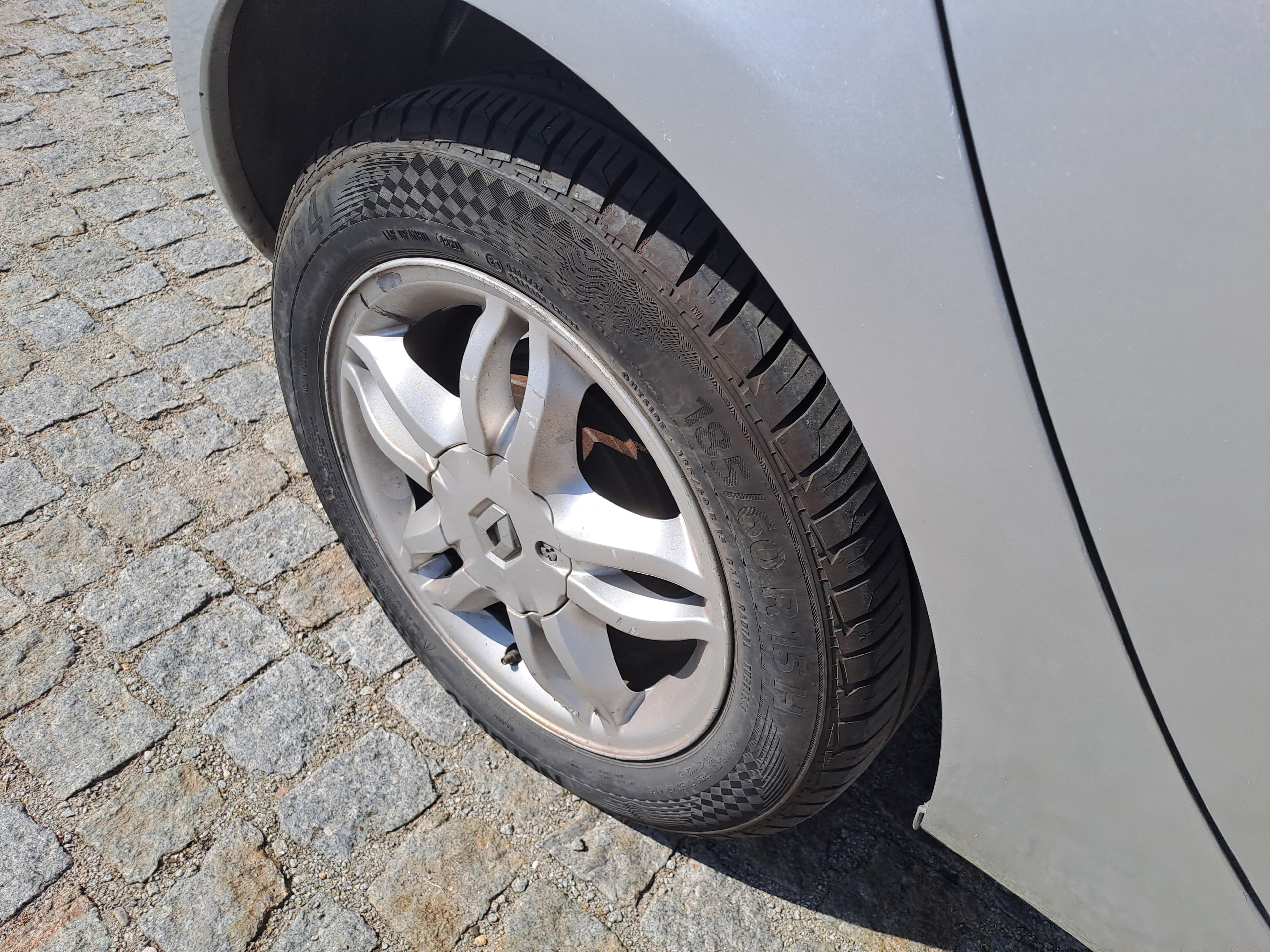 Renault Clio · Ano 2007 — imagen 14