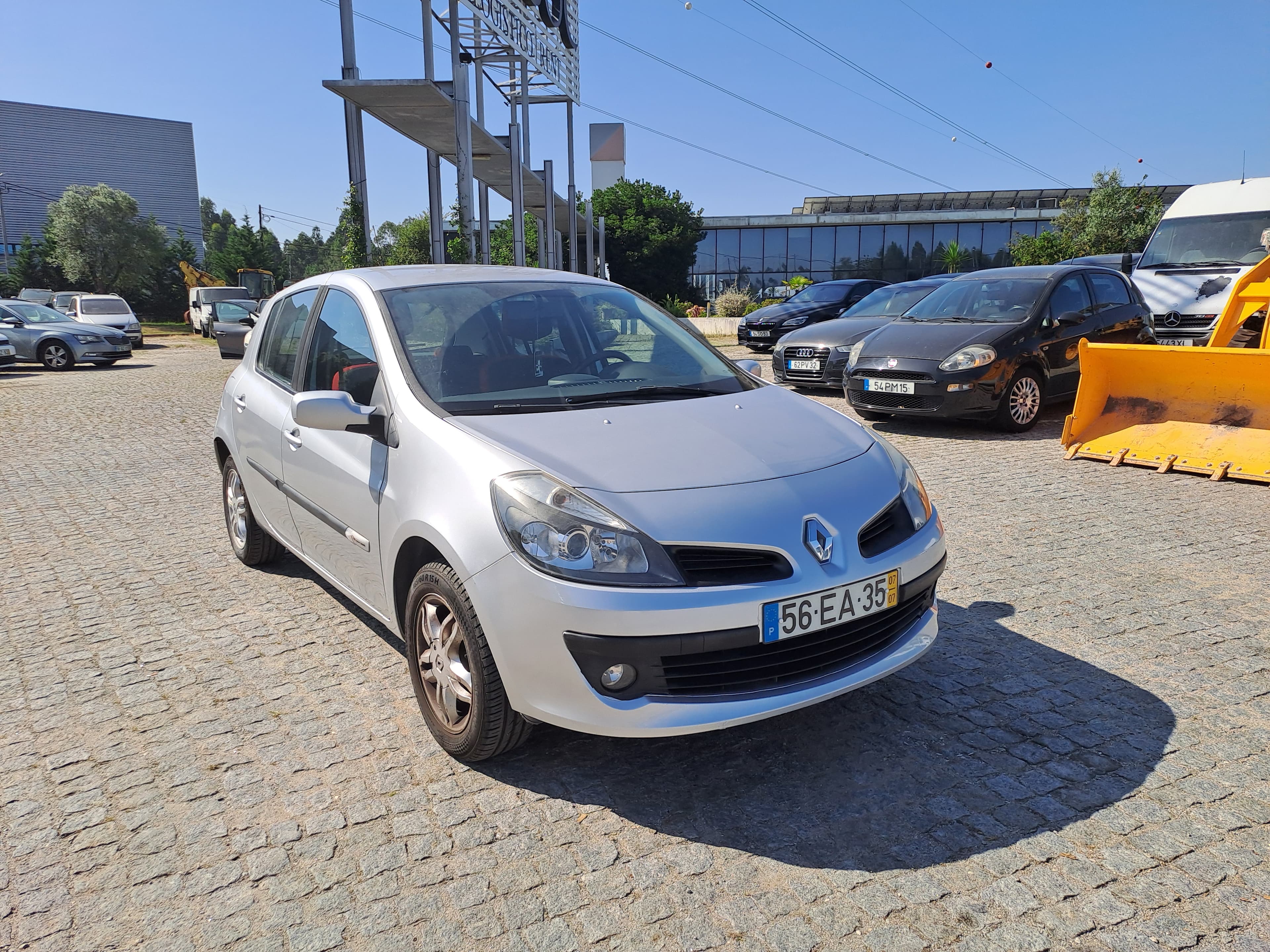 Renault Clio · Ano 2007 — imagen 1