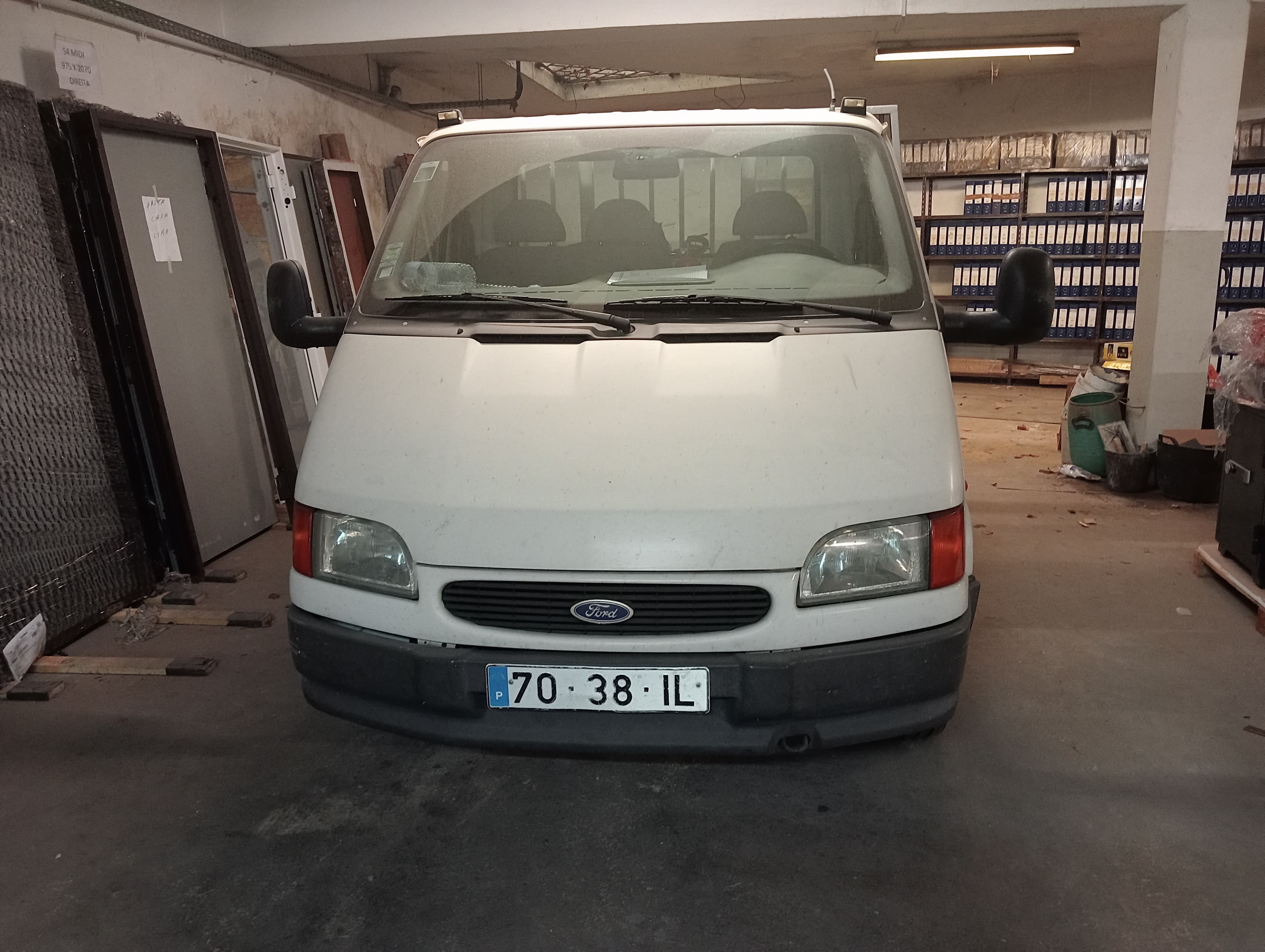 Ford Transit · Ano 1997 — image 2