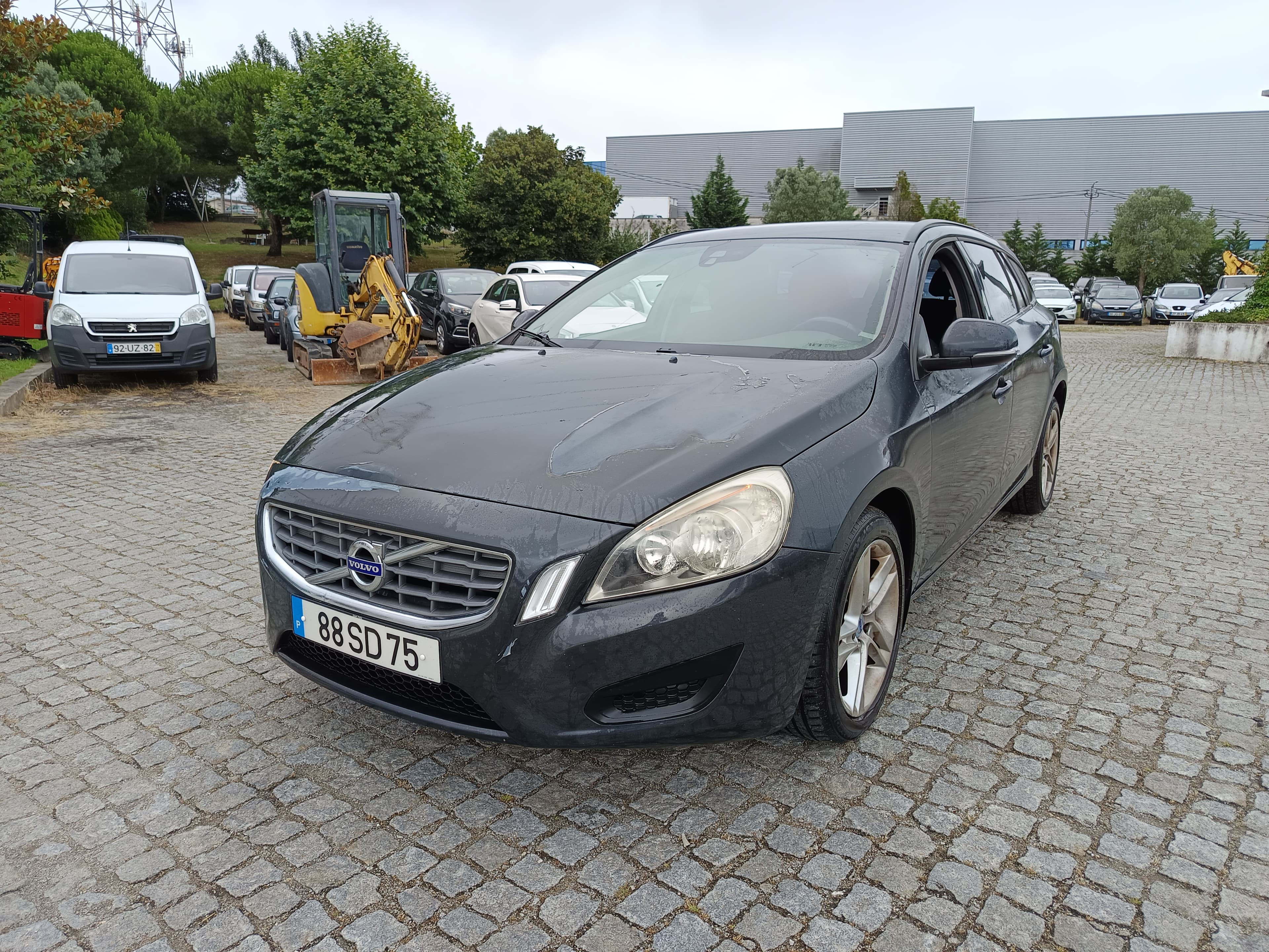 Volvo V60 · Ano 2011 — imagem 2
