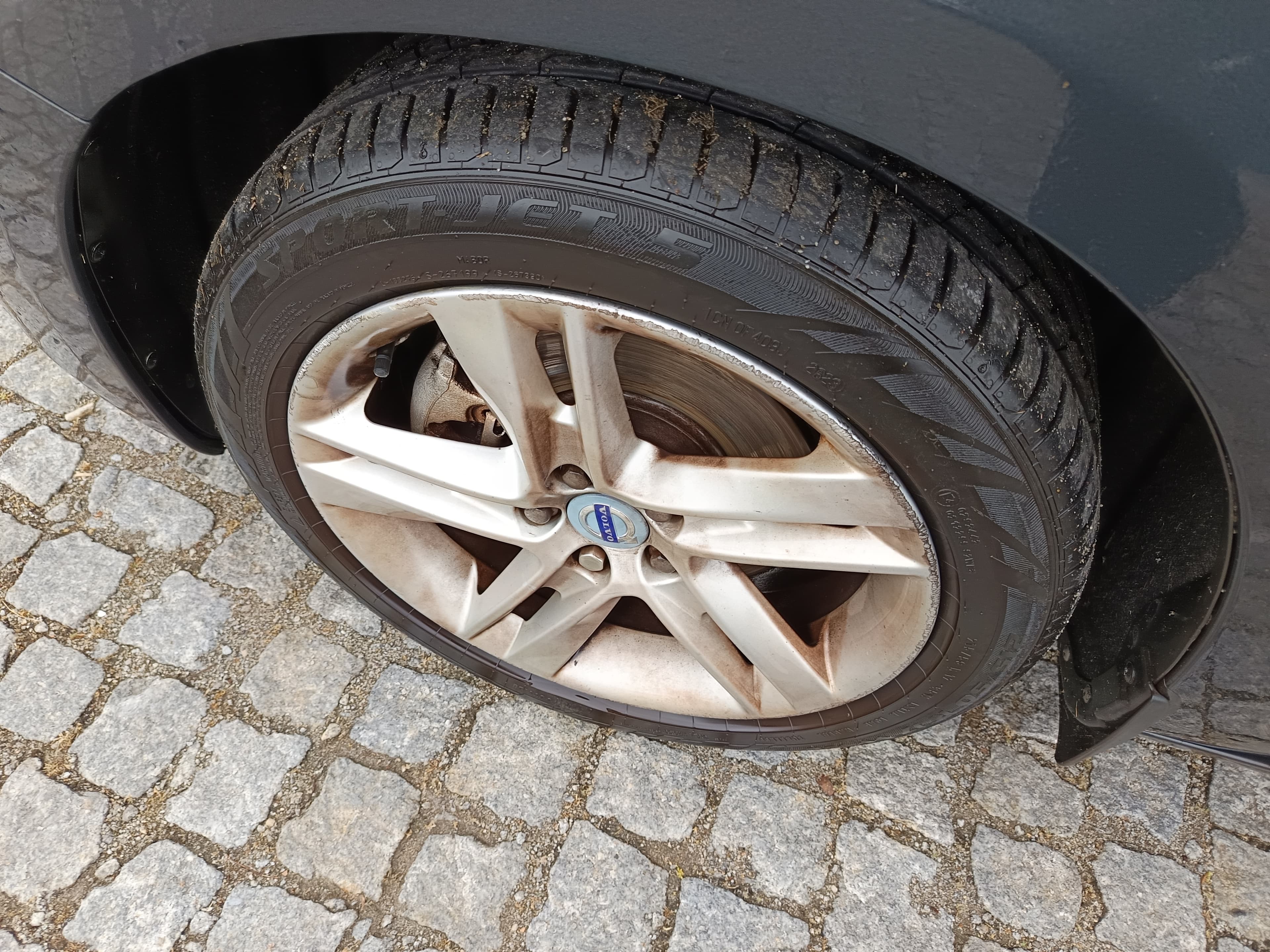 Volvo V60 · Ano 2011 — imagem 18