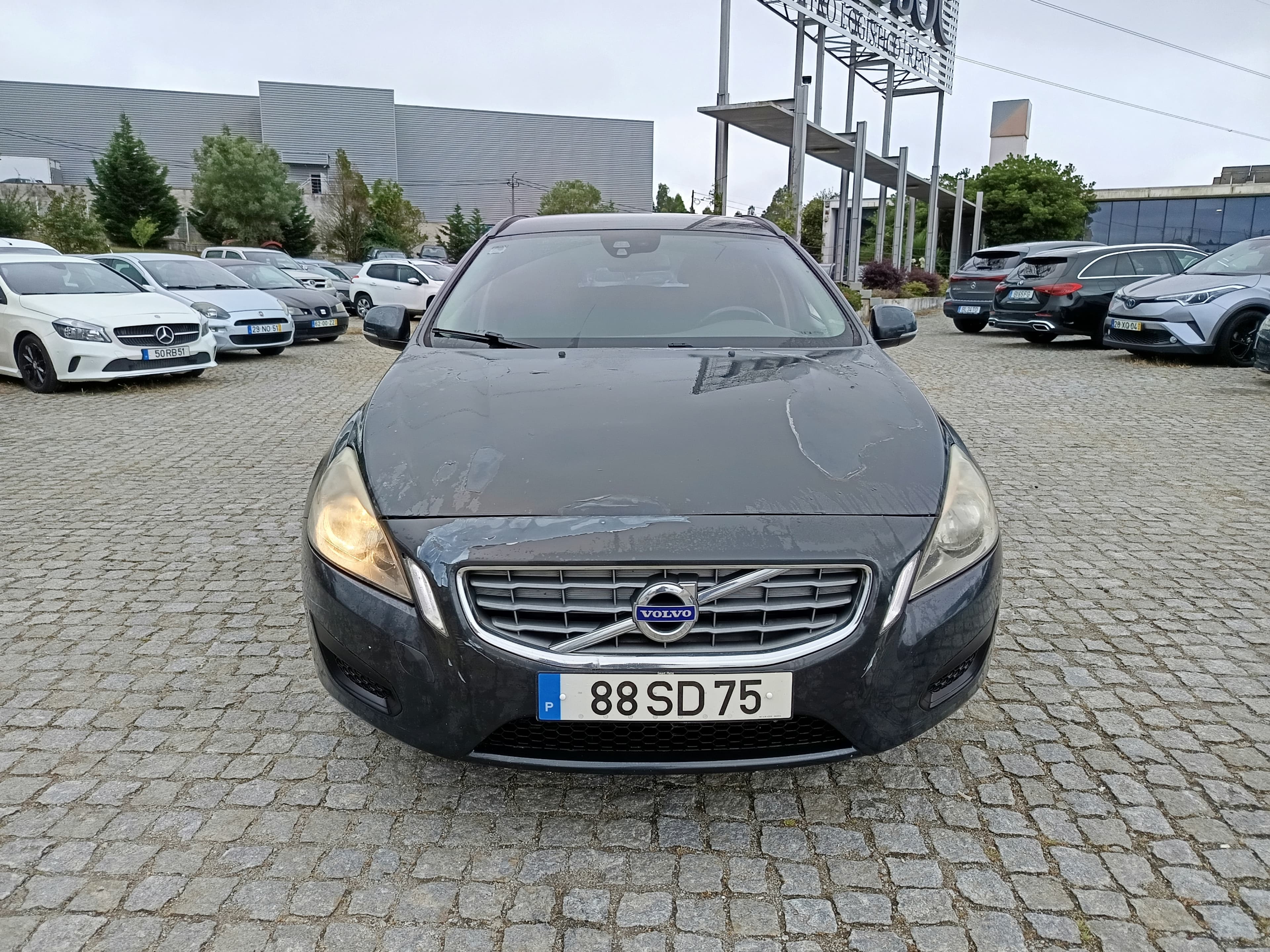Volvo V60 · Ano 2011 — imagem 3
