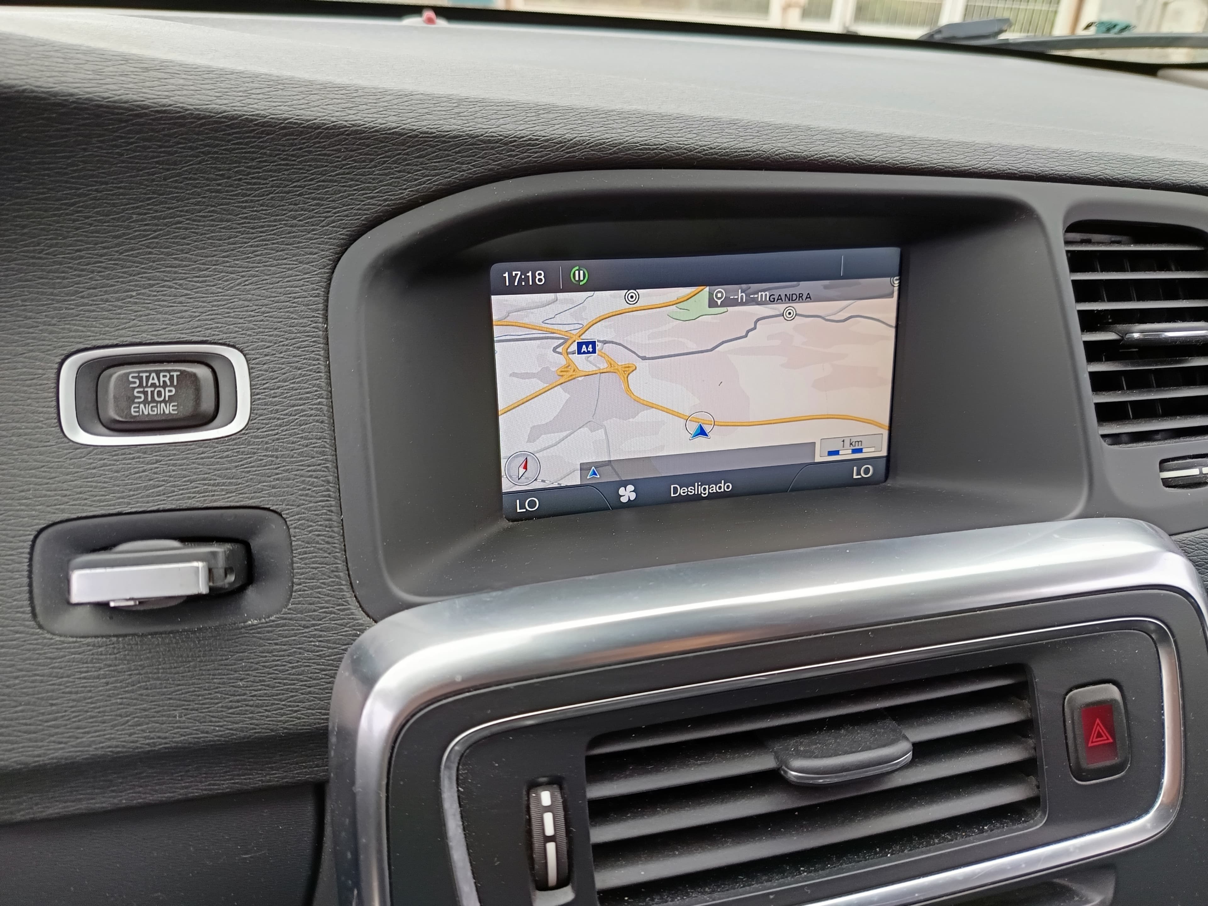 Volvo V60 · Ano 2011 — imagem 38
